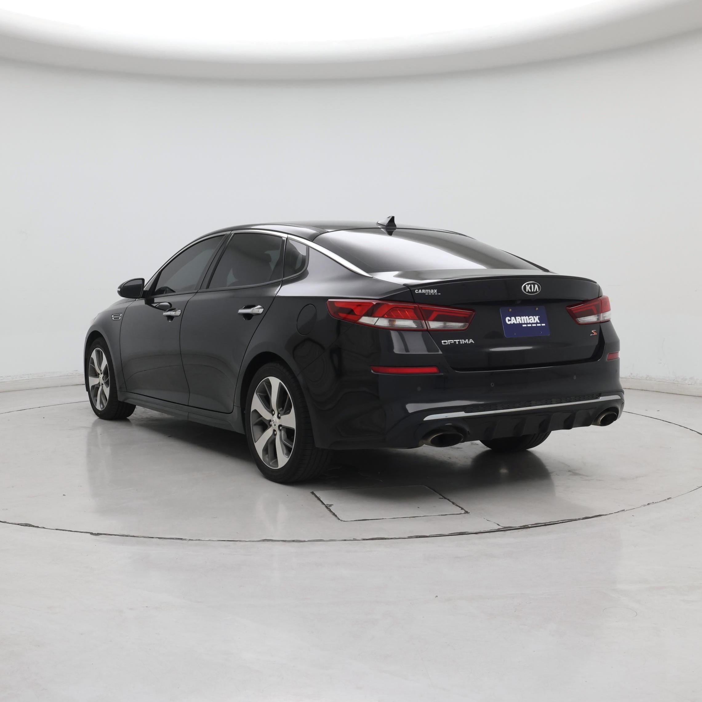 Thumbnail: 2019 Kia Optima - 2