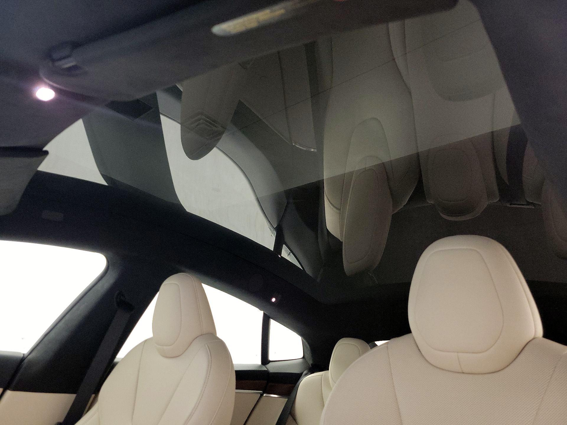 Thumbnail: 2021 Tesla Model S - 19