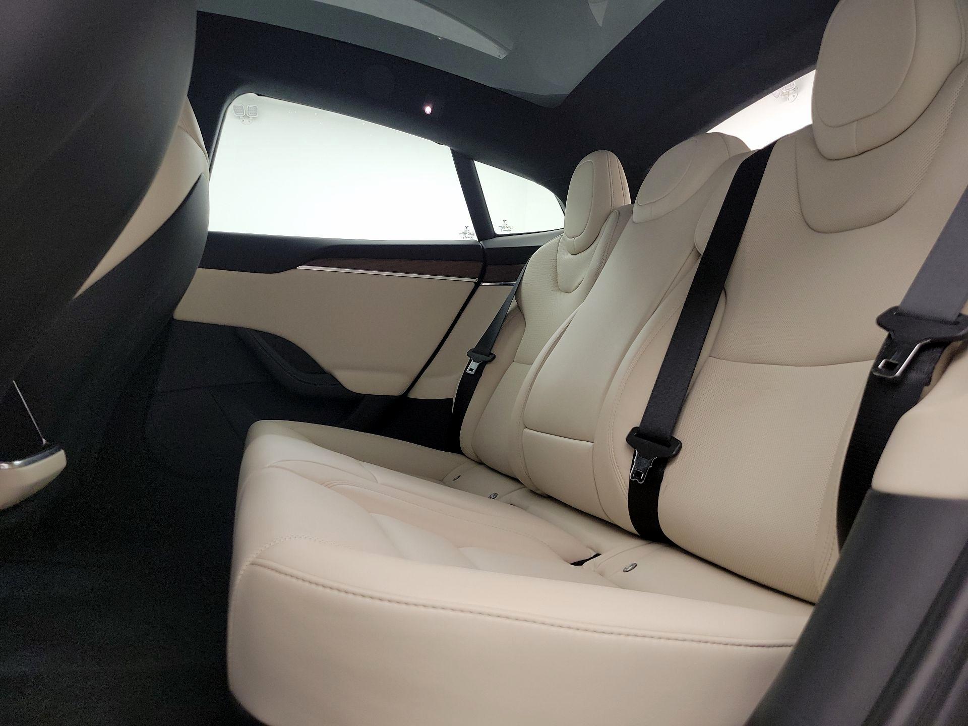 Thumbnail: 2021 Tesla Model S - 20