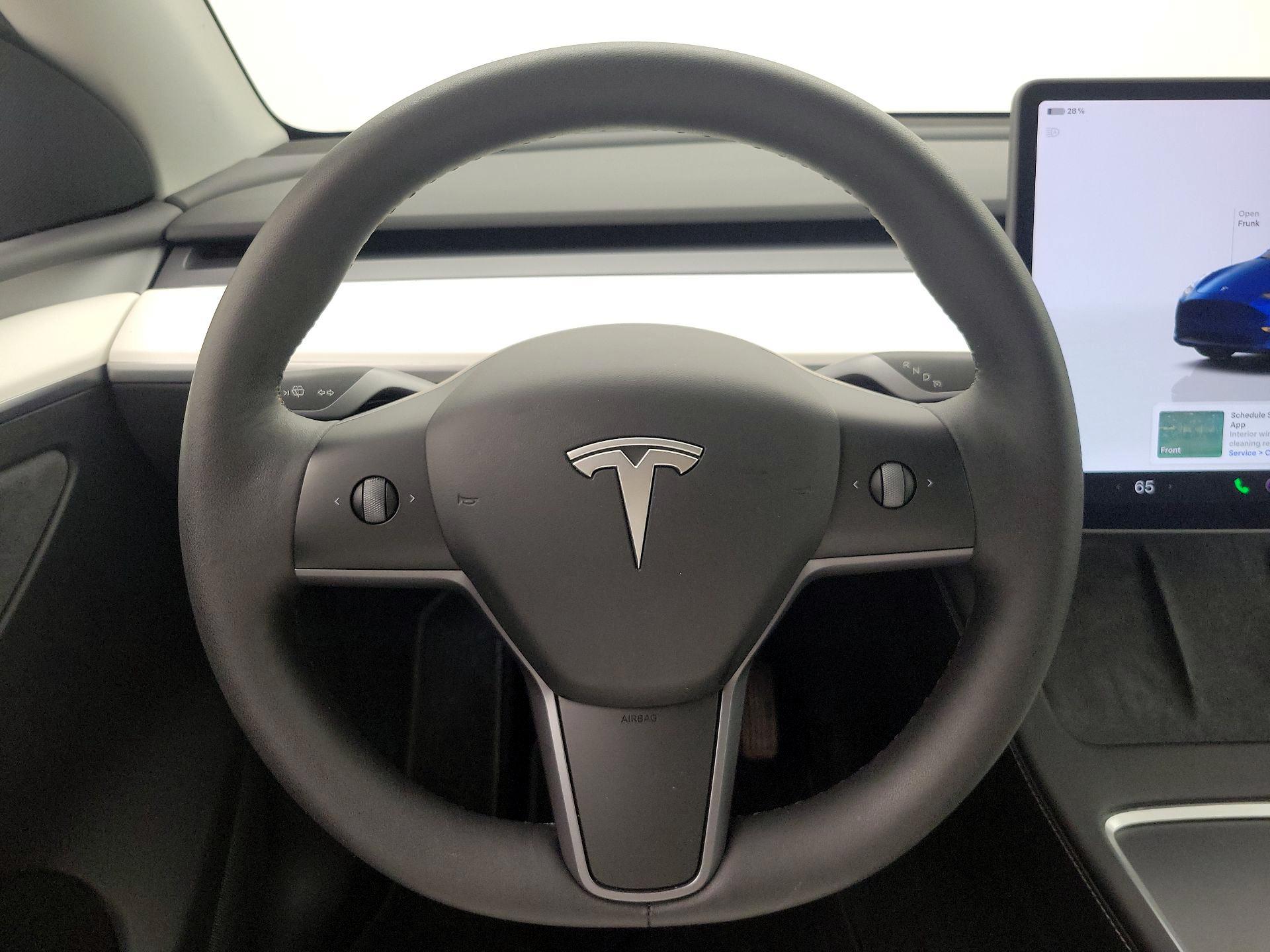 Thumbnail: 2023 Tesla Model Y - 10