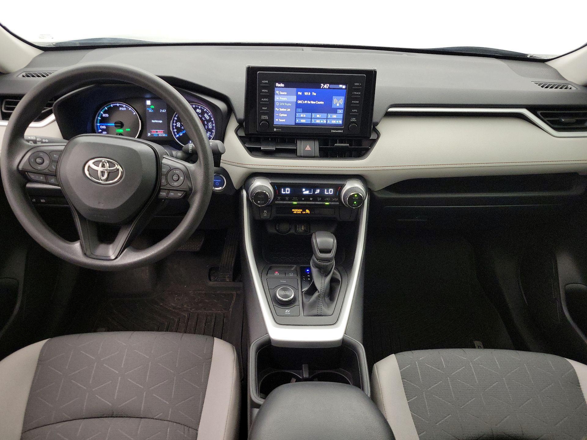 Thumbnail: 2022 Toyota RAV4 - 9