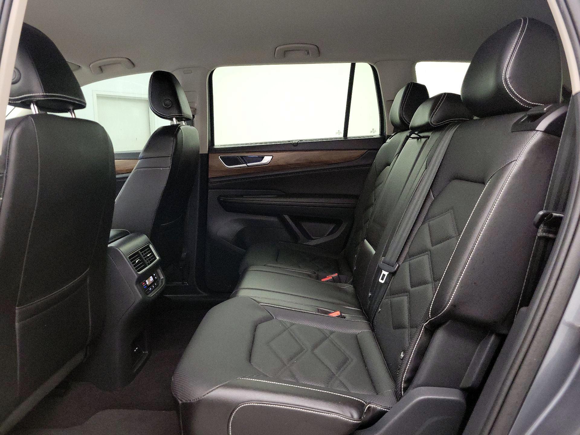 Thumbnail: 2024 Volkswagen Atlas - 19
