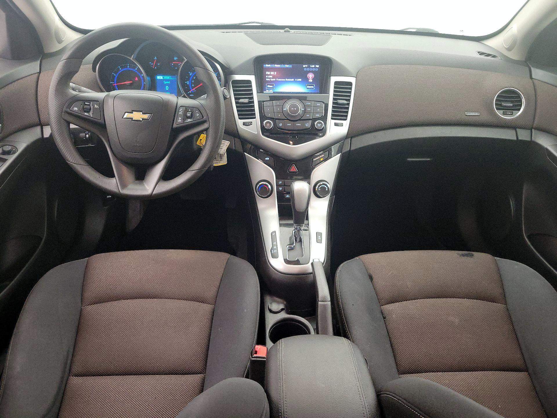 Thumbnail: 2016 Chevrolet Cruze - 9