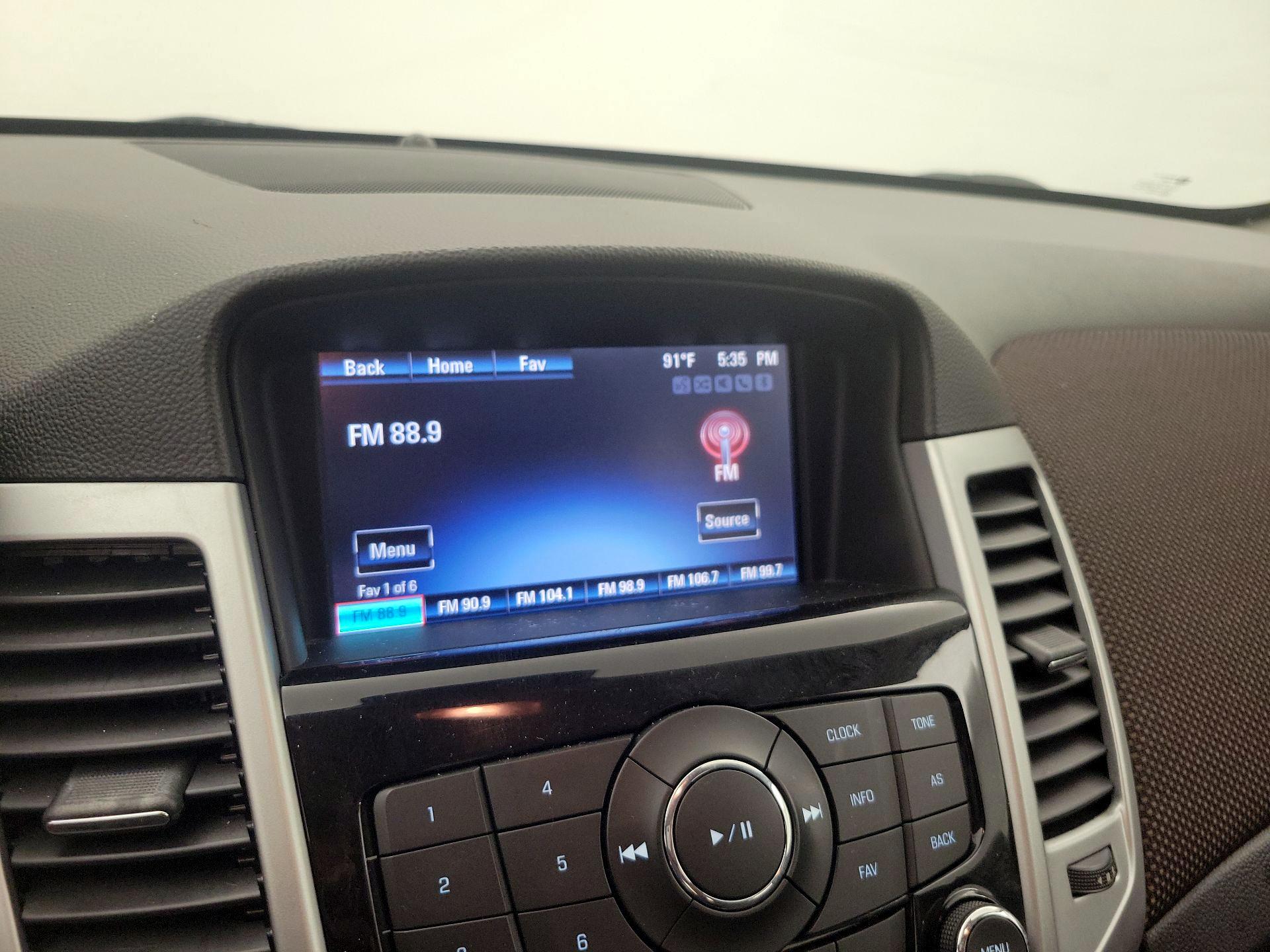 Thumbnail: 2016 Chevrolet Cruze - 15