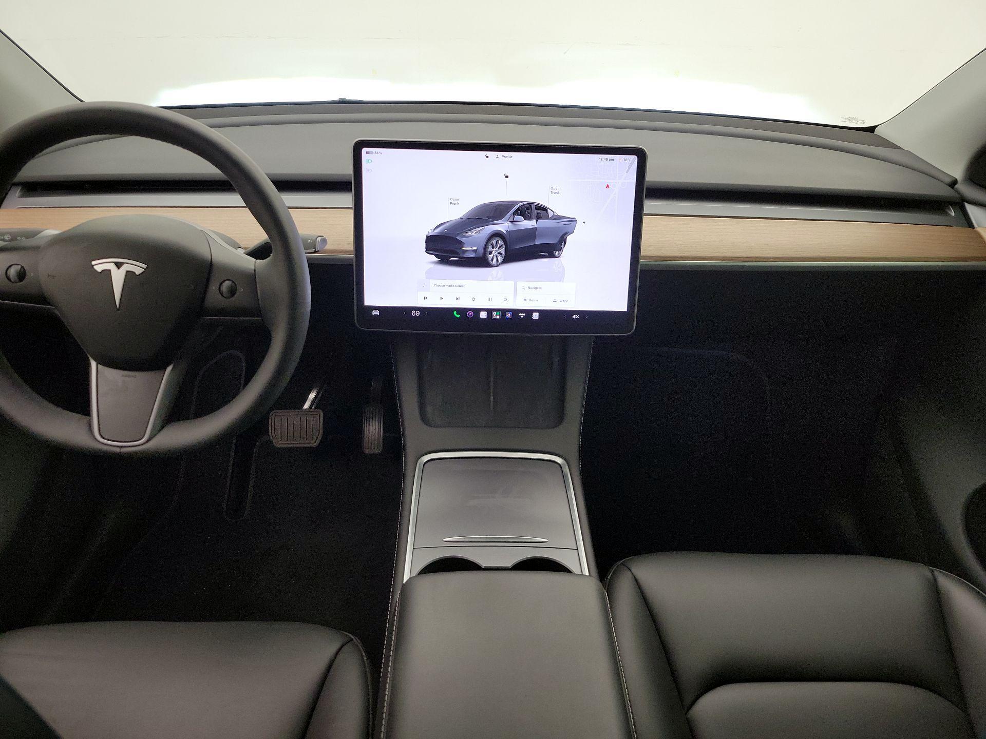 Thumbnail: 2023 Tesla Model Y - 9