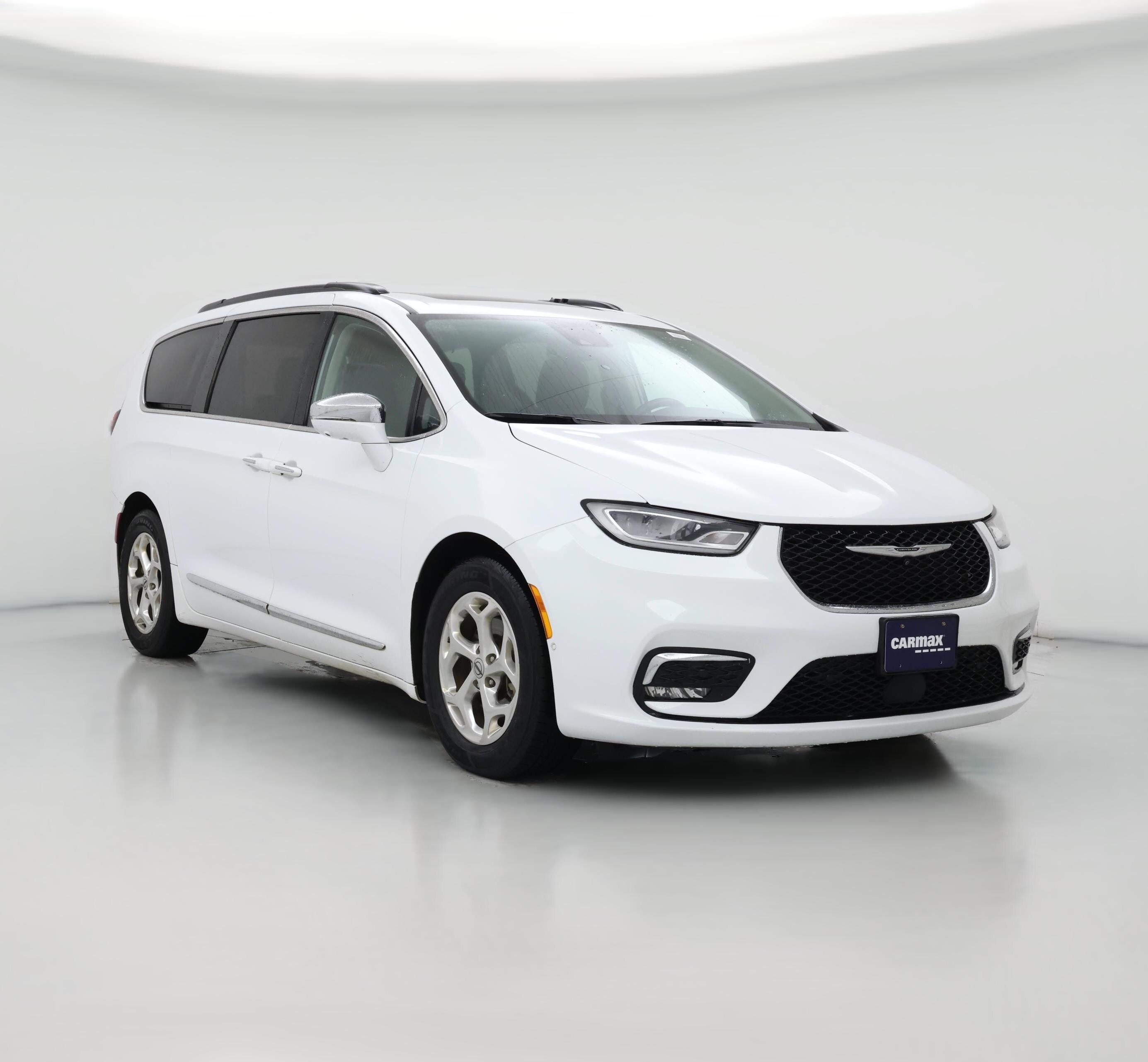 Thumbnail: 2022 Chrysler Pacifica - 1