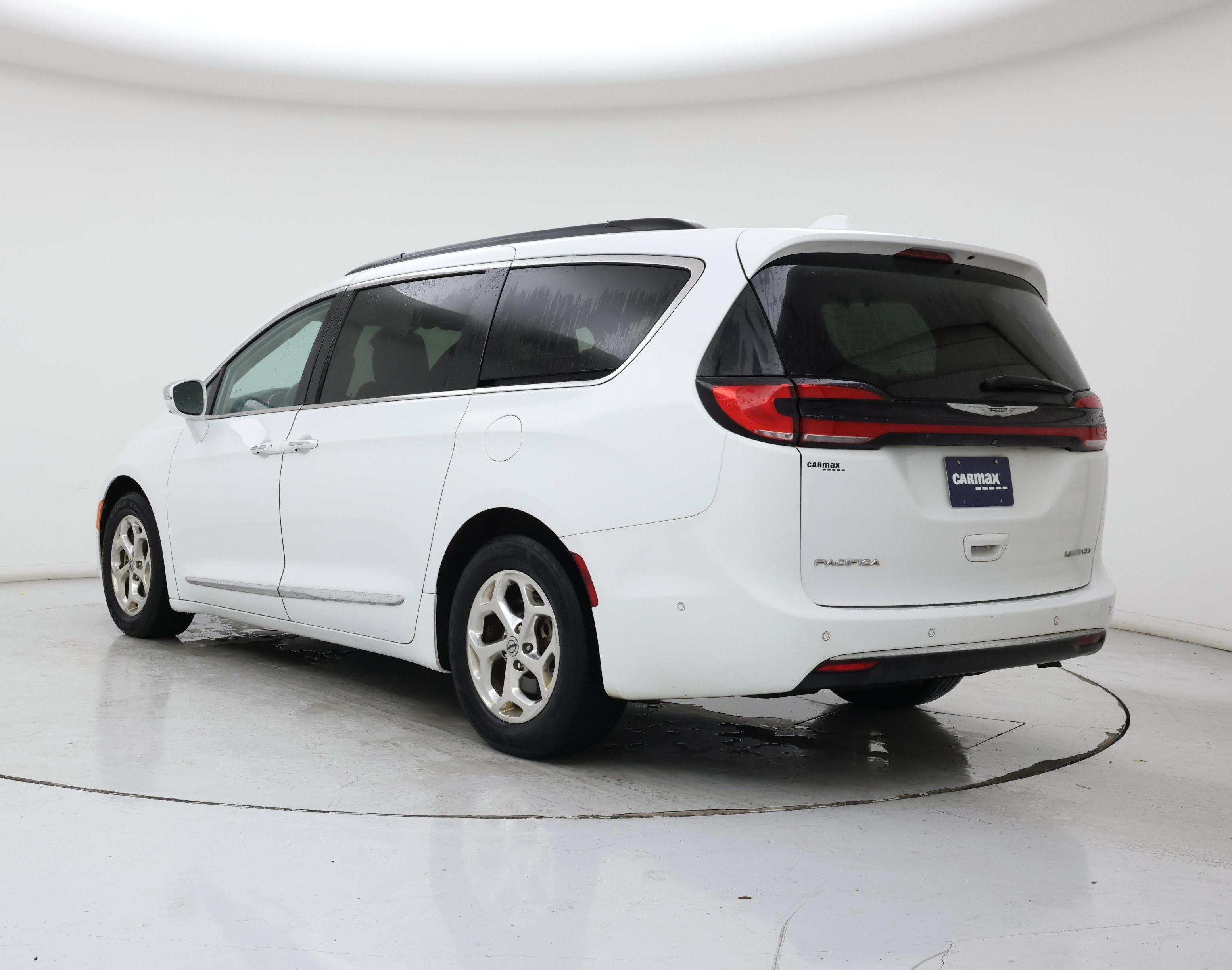 Thumbnail: 2022 Chrysler Pacifica - 2