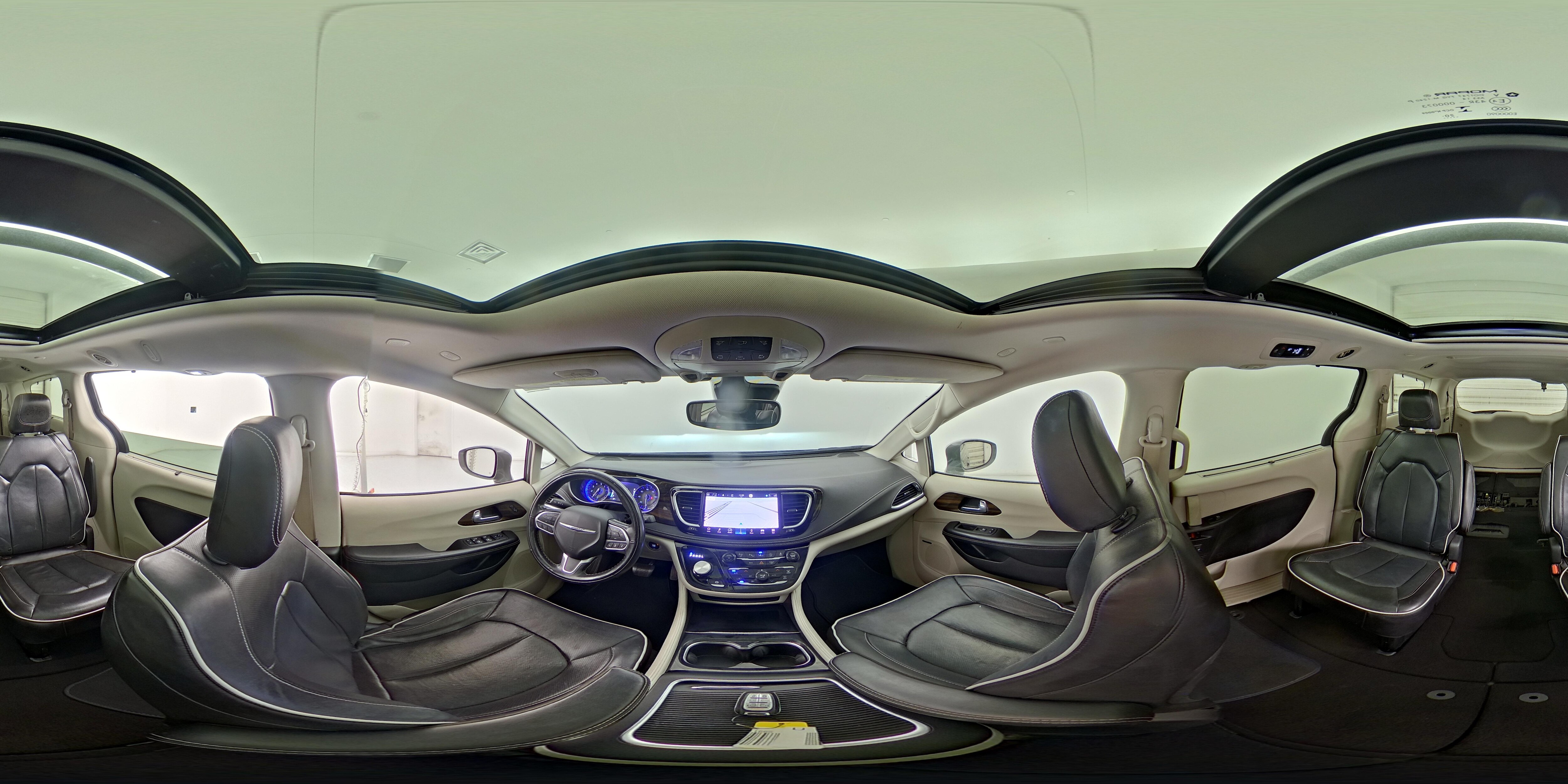 2022 Chrysler Pacifica Limited - Photo 28