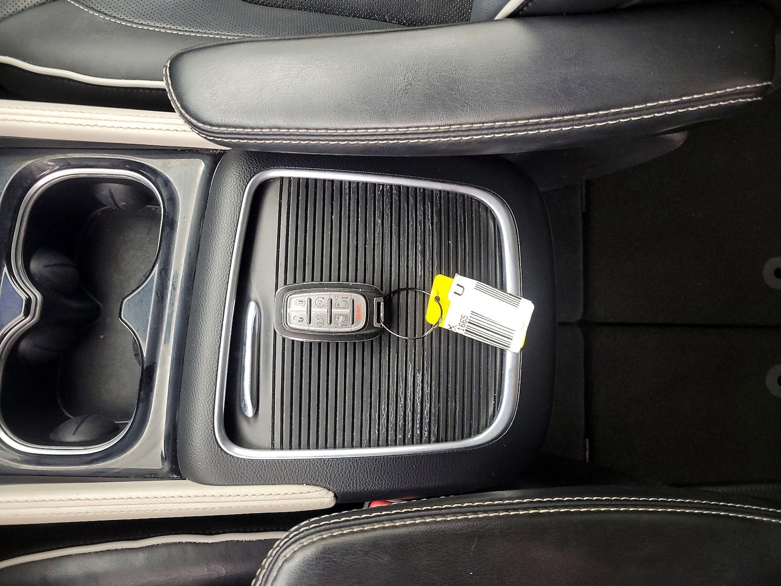 2022 Chrysler Pacifica Limited - Photo 27