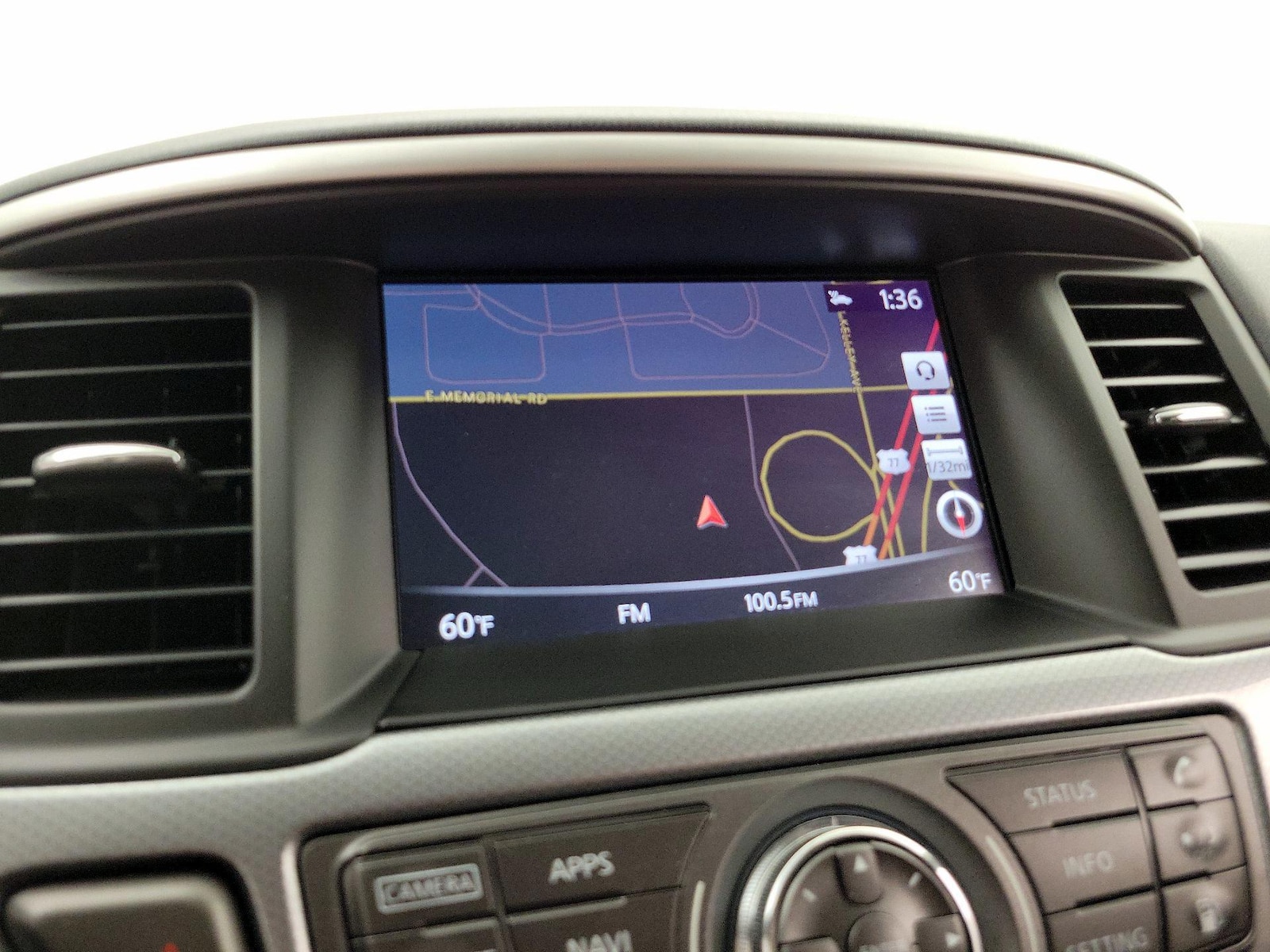 2020 Nissan Pathfinder SL - Photo 15