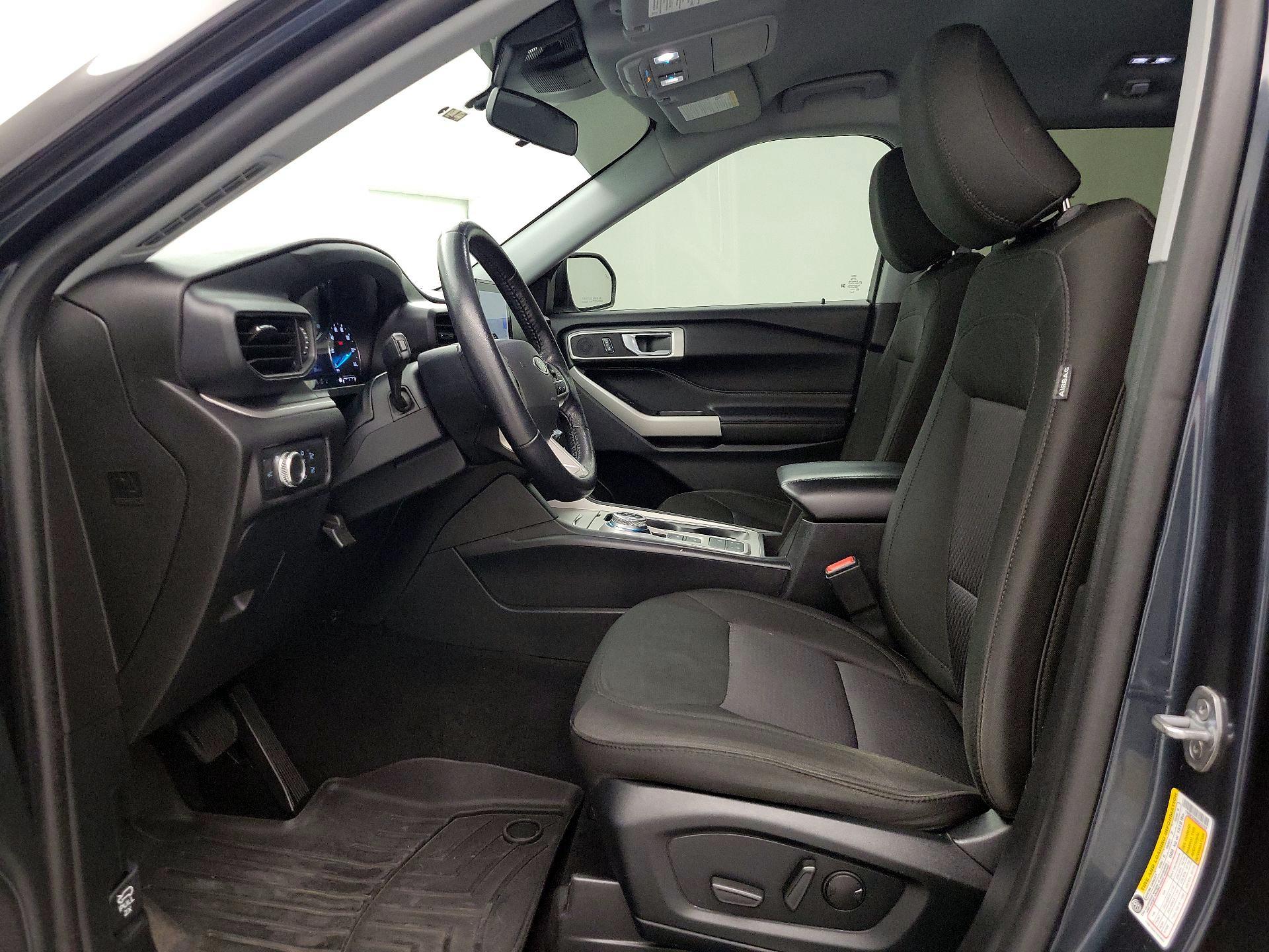 Thumbnail: 2022 Ford Explorer - 11