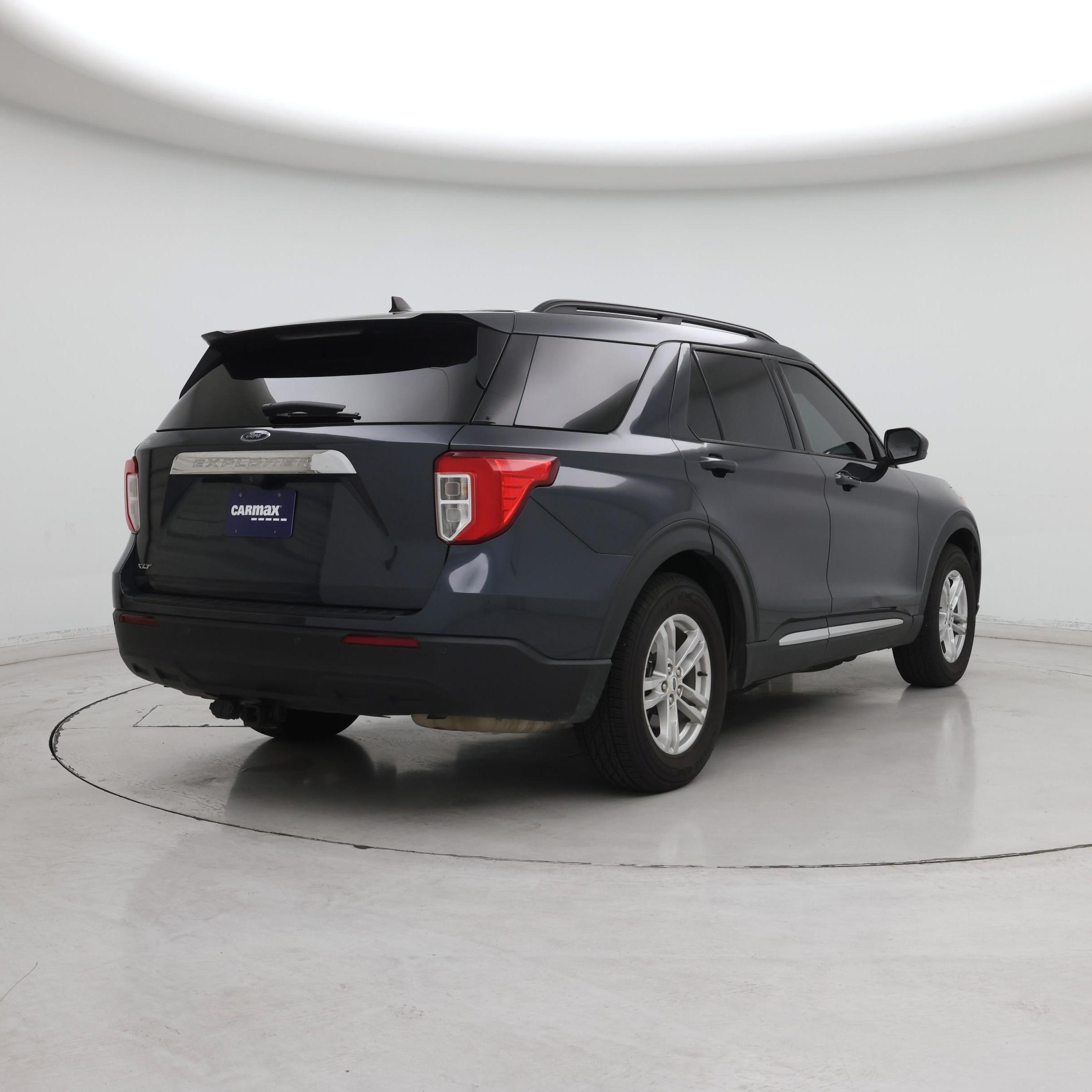 Thumbnail: 2022 Ford Explorer - 8
