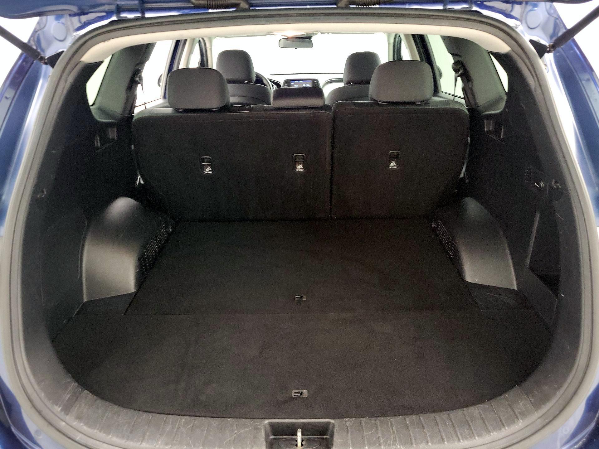 Thumbnail: 2019 Hyundai Santa Fe - 20