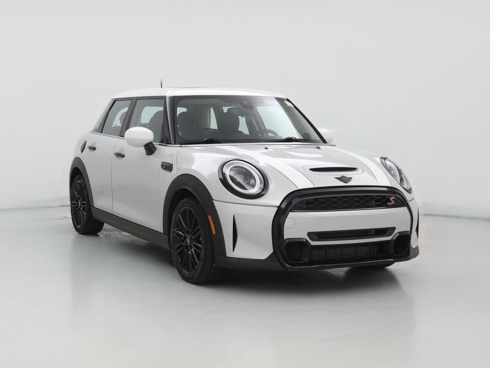 2023 MINI Hardtop 4 Door S - Photo 1