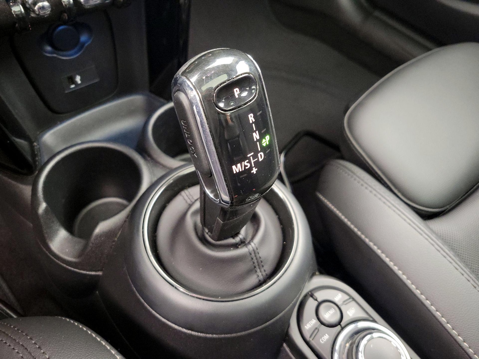2023 MINI Hardtop 4 Door S - Photo 18