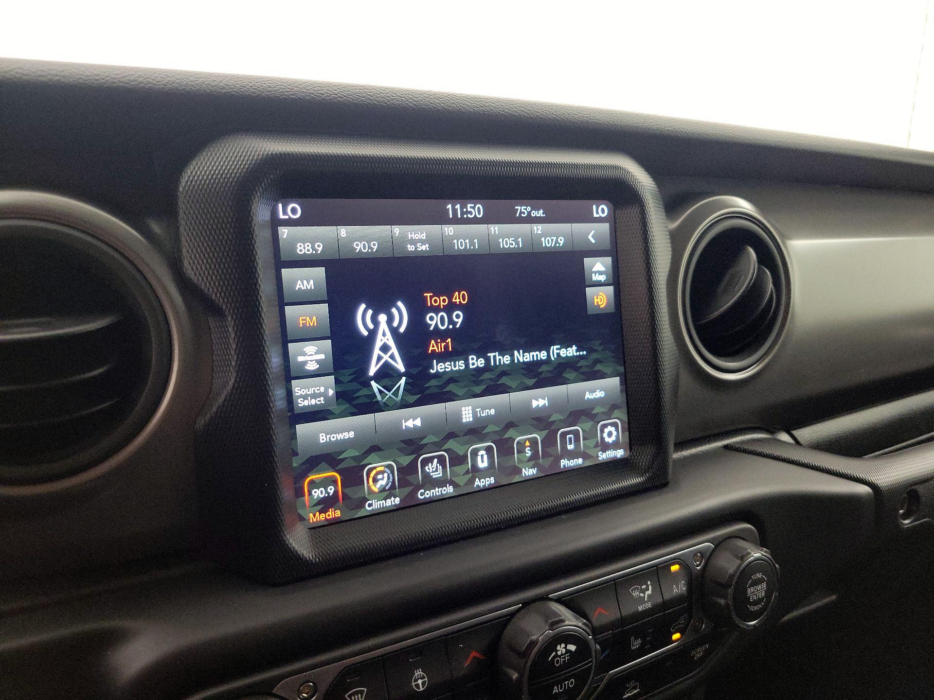 Thumbnail: 2023 Jeep Gladiator - 16