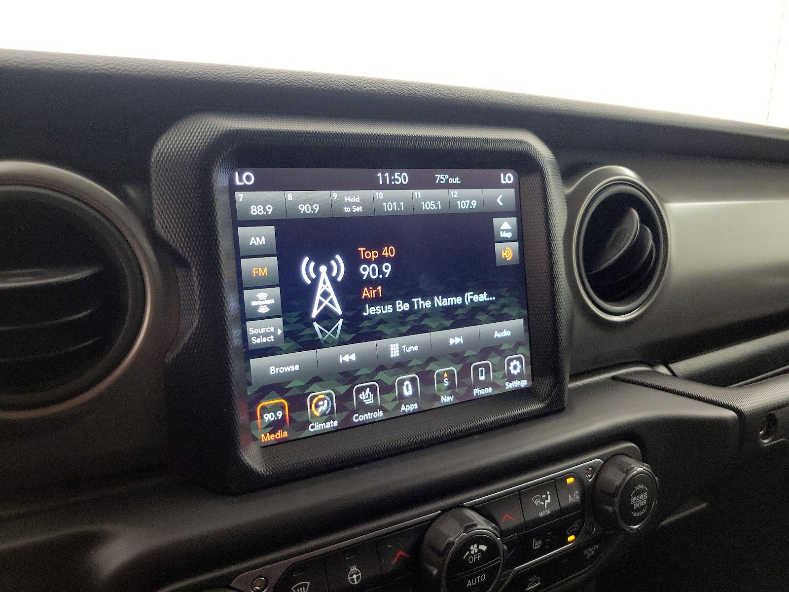 2023 Jeep Gladiator Freedom - Photo 17