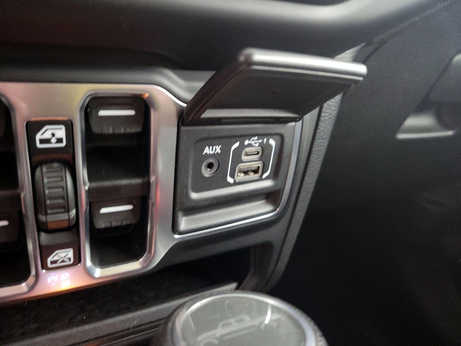 2023 Jeep Gladiator Freedom - Photo 20