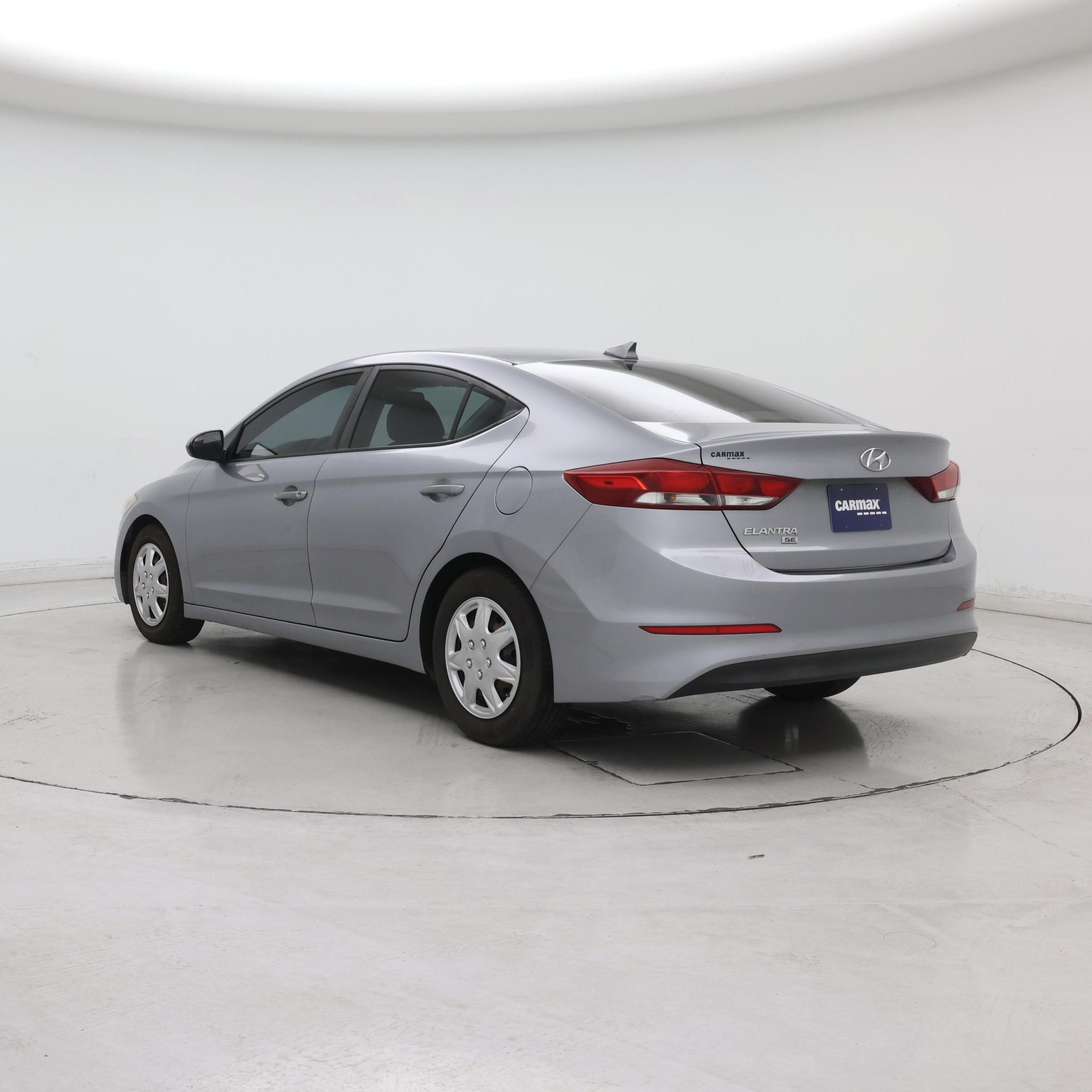 Thumbnail: 2017 Hyundai Elantra - 2
