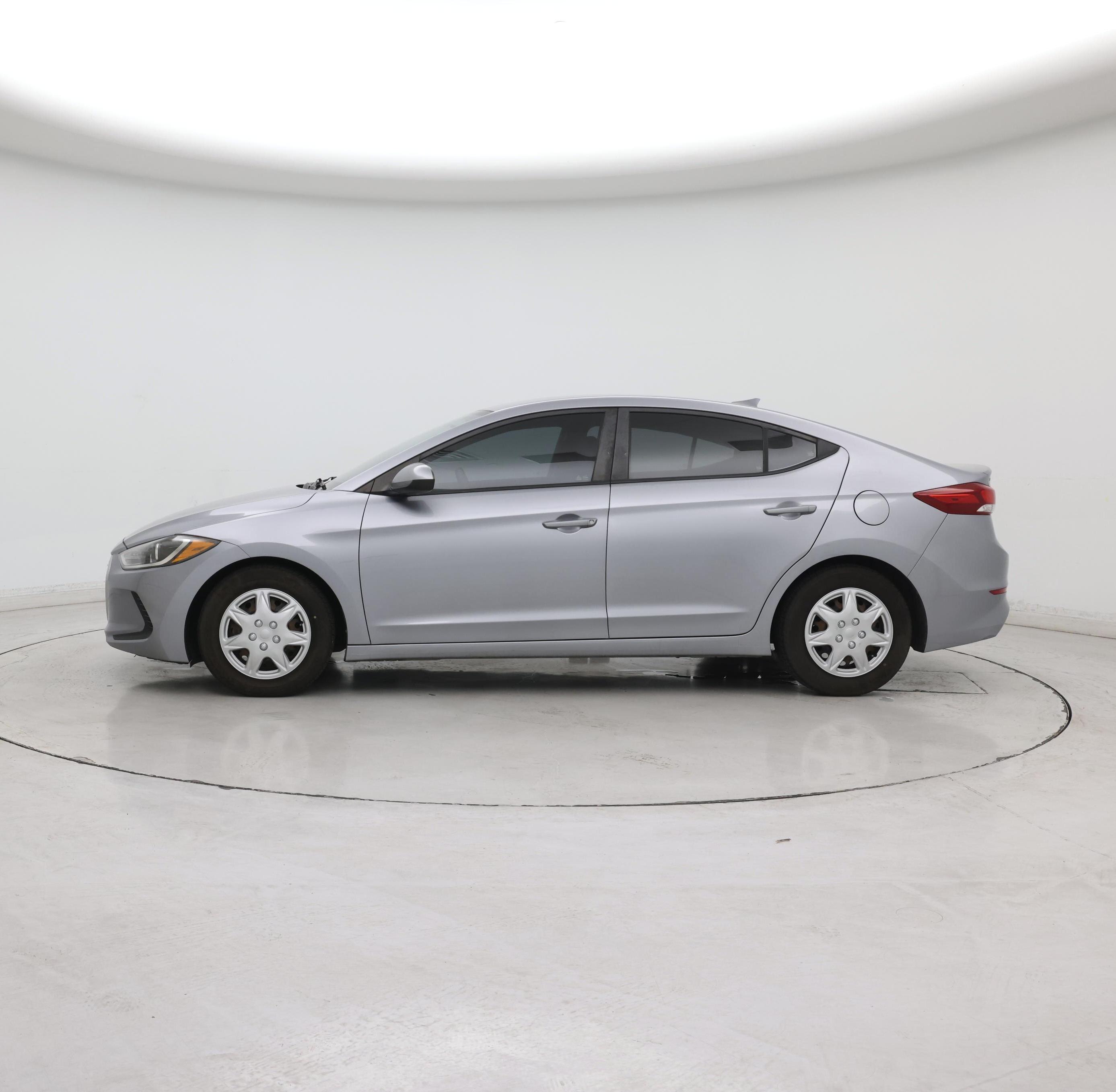 Thumbnail: 2017 Hyundai Elantra - 3
