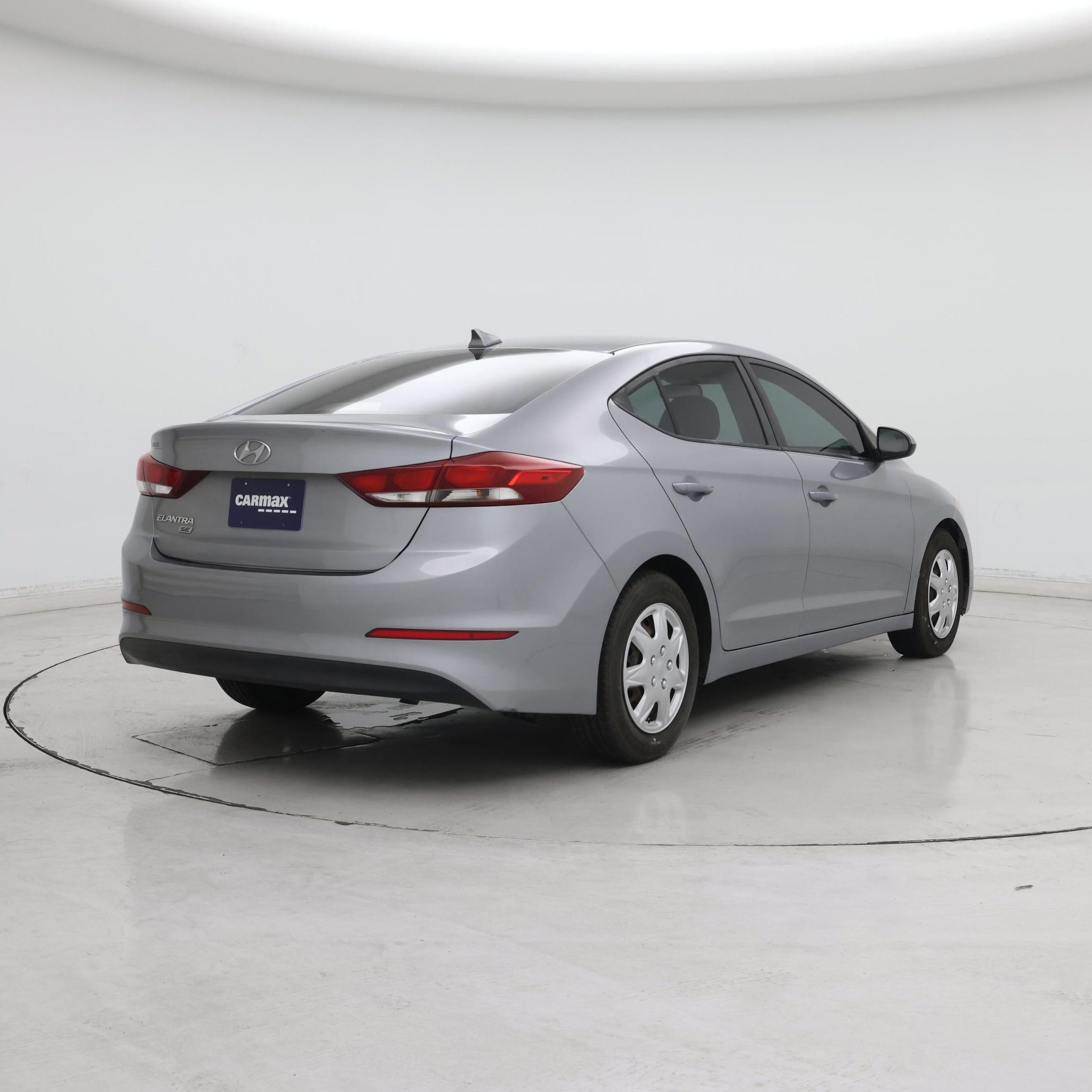 Thumbnail: 2017 Hyundai Elantra - 8