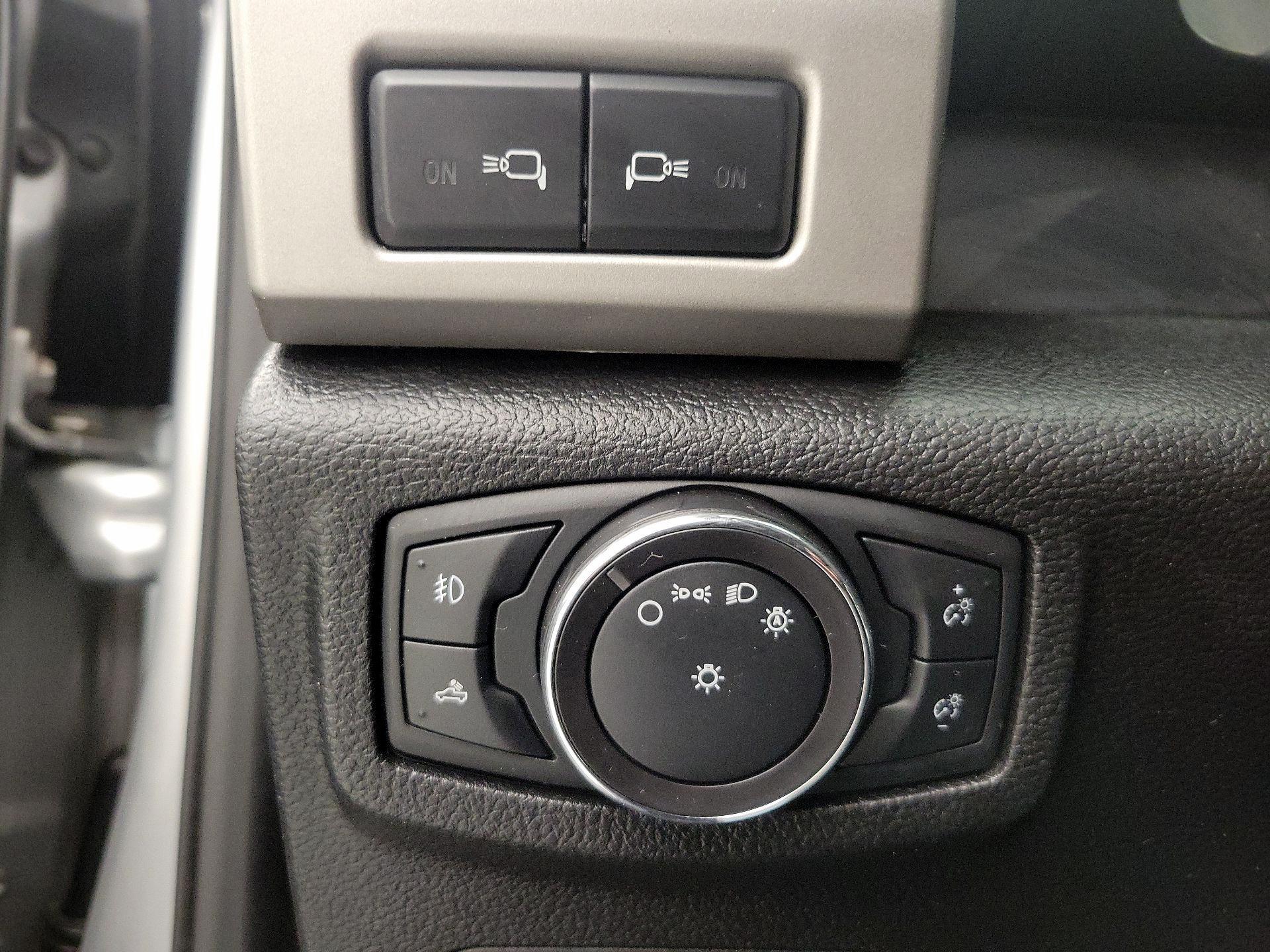 Thumbnail: 2015 Ford F-150 - 13
