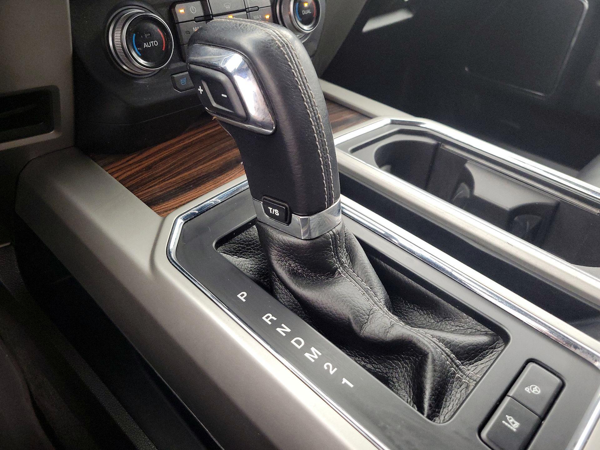 Thumbnail: 2015 Ford F-150 - 17