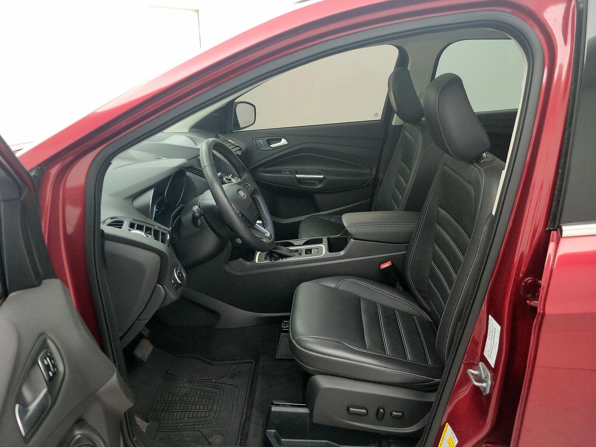 Thumbnail: 2019 Ford Escape - 11