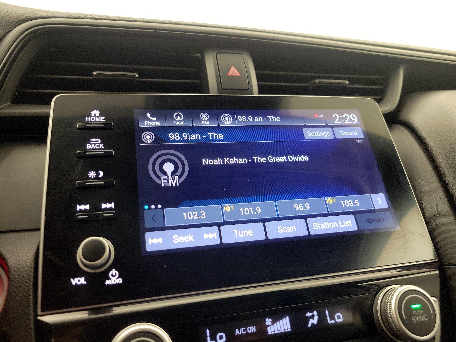 Thumbnail: 2020 Honda Insight - 16