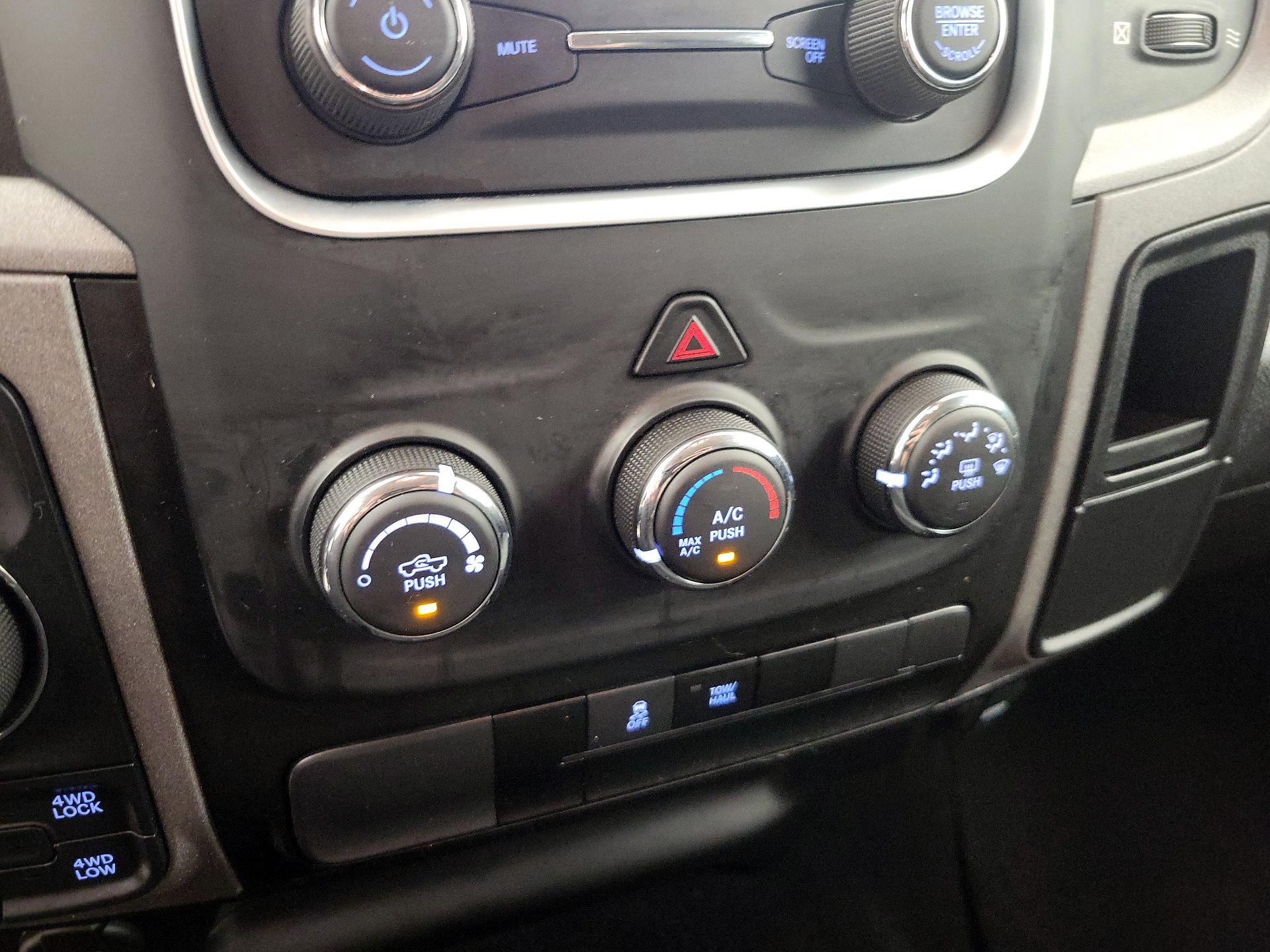 Thumbnail: 2023 RAM 1500 Classic - 16