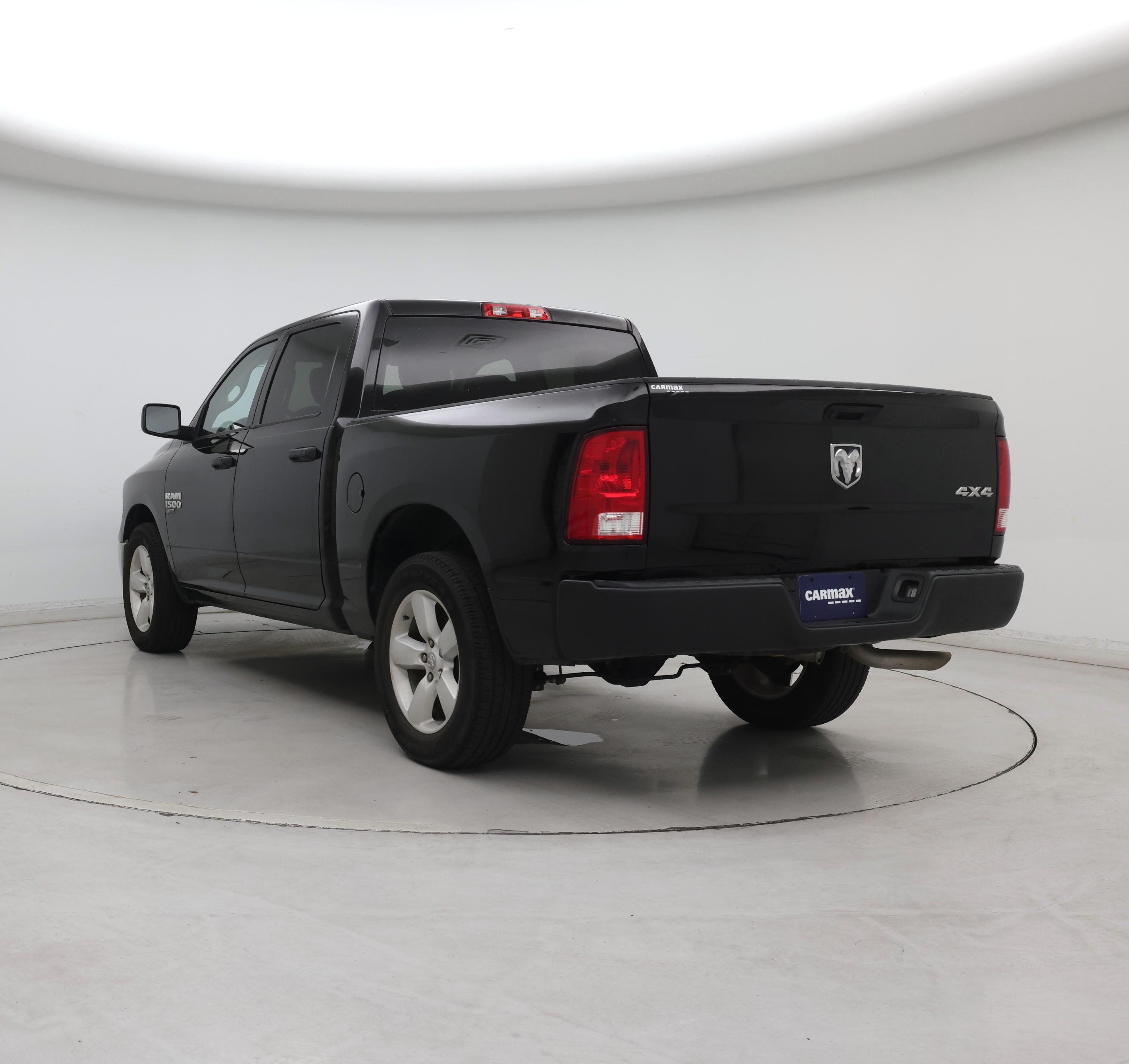 Thumbnail: 2023 RAM 1500 Classic - 2