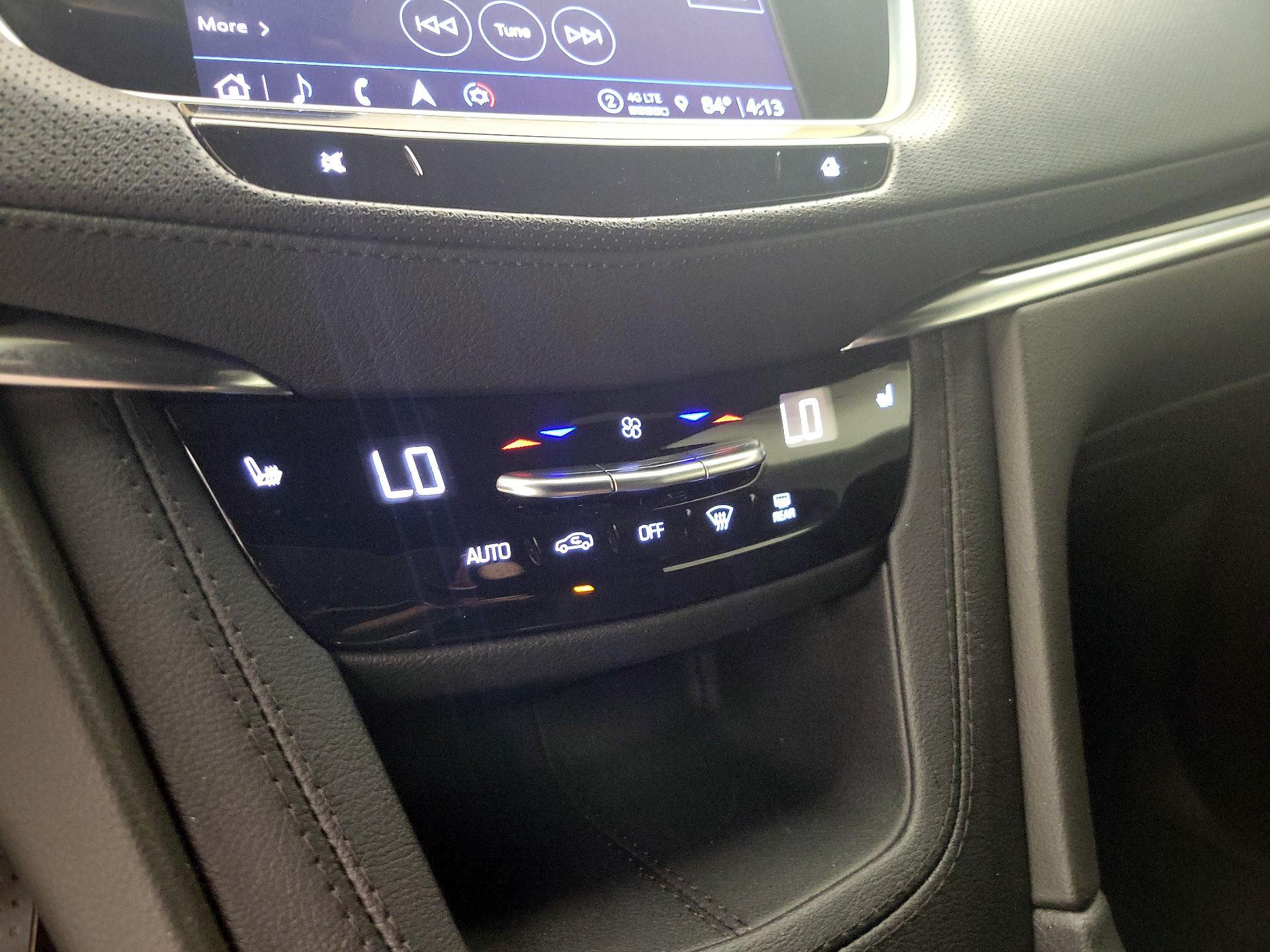Thumbnail: 2024 Cadillac XT5 - 17
