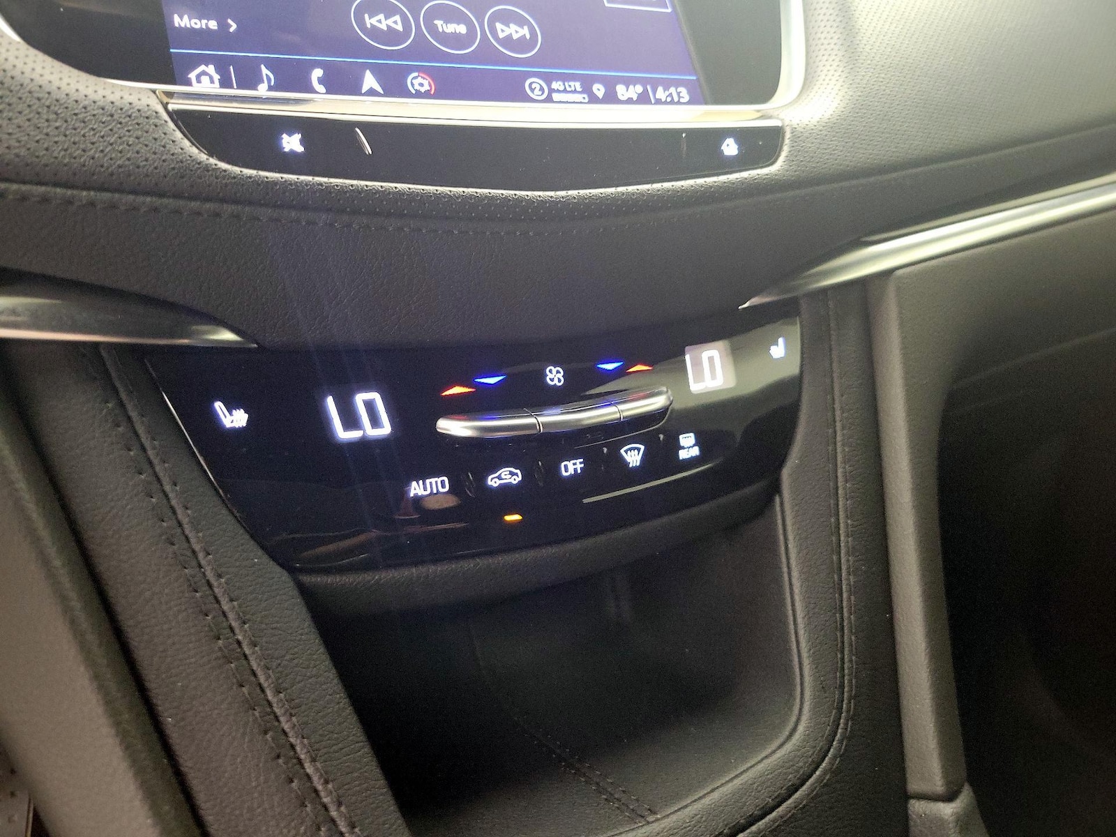 2024 Cadillac XT5 Premium Luxury - Photo 18