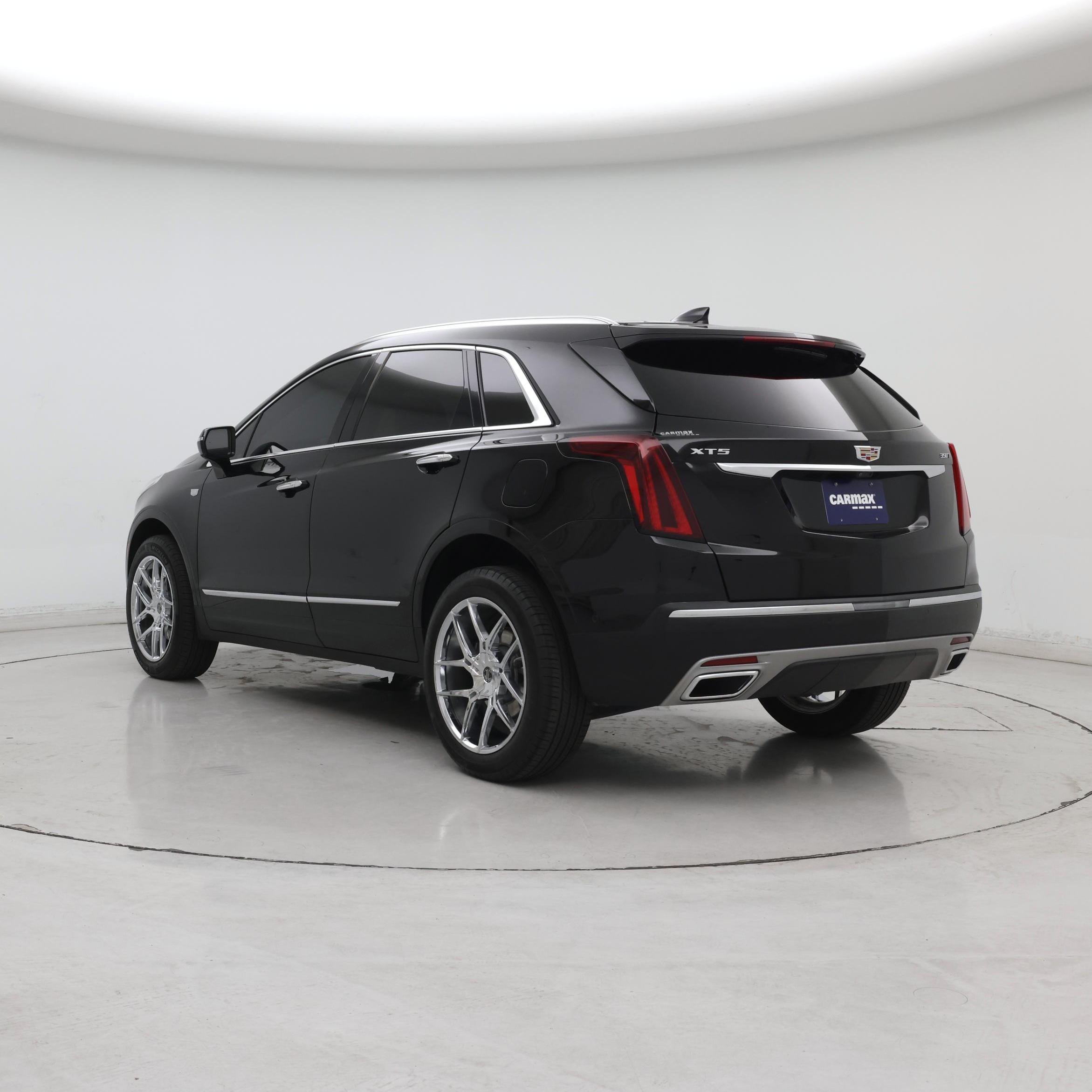 Thumbnail: 2024 Cadillac XT5 - 2