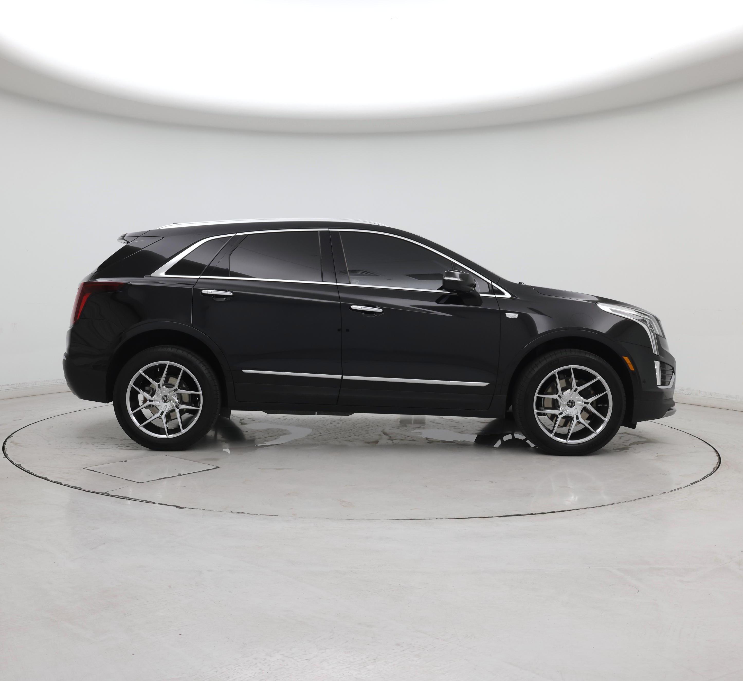 Thumbnail: 2024 Cadillac XT5 - 7