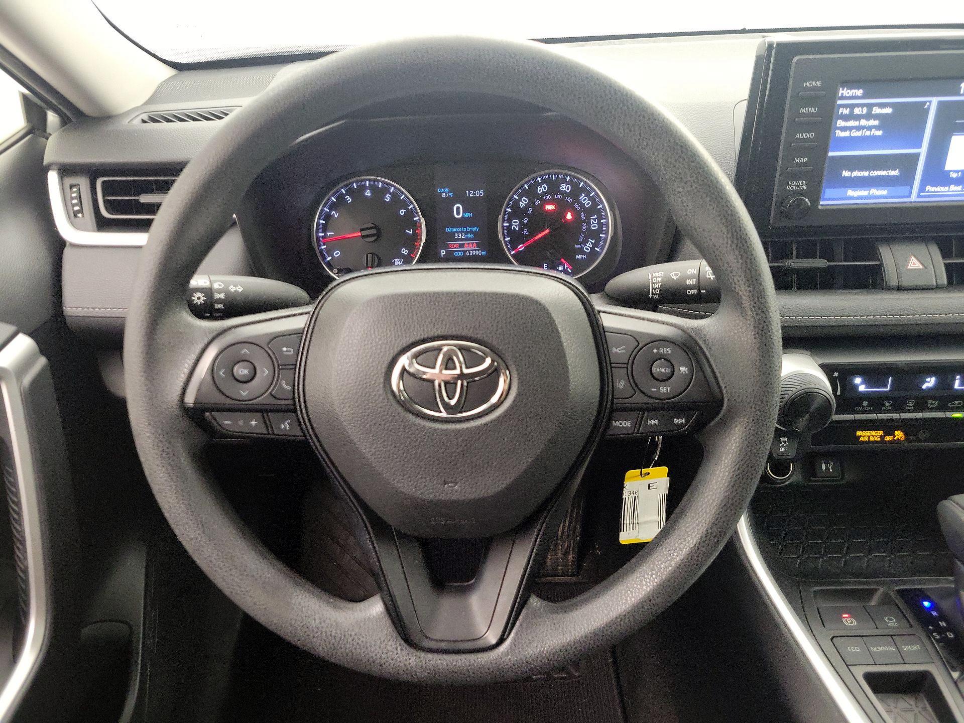 Thumbnail: 2019 Toyota RAV4 - 10