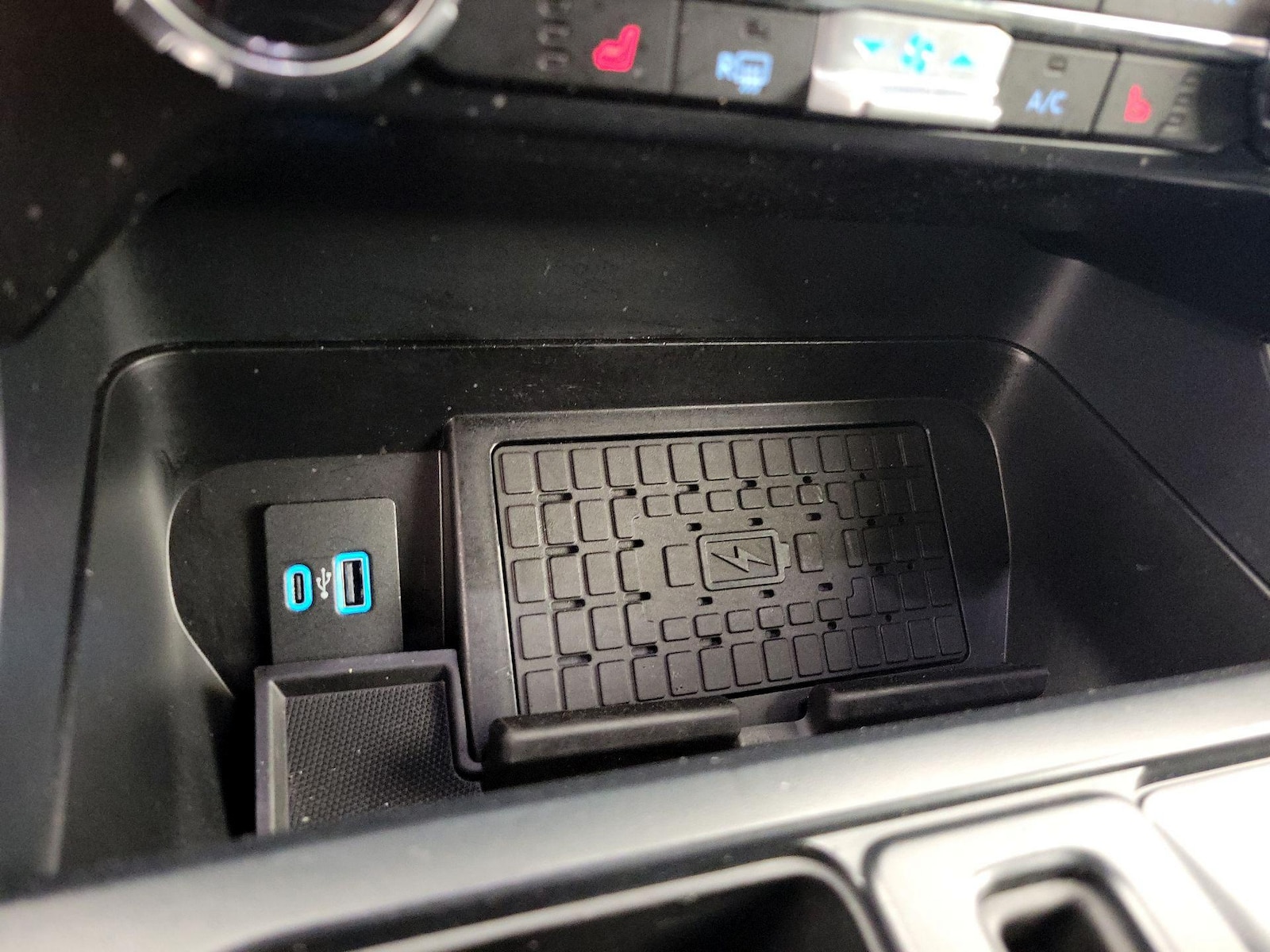 2024 Ford F-150 XLT - Photo 19
