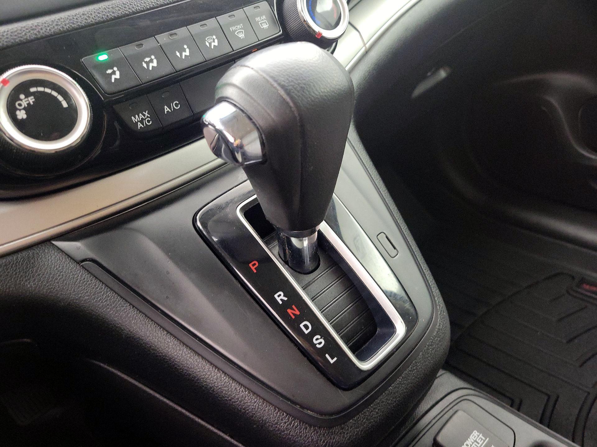 Thumbnail: 2016 Honda CR-V - 17