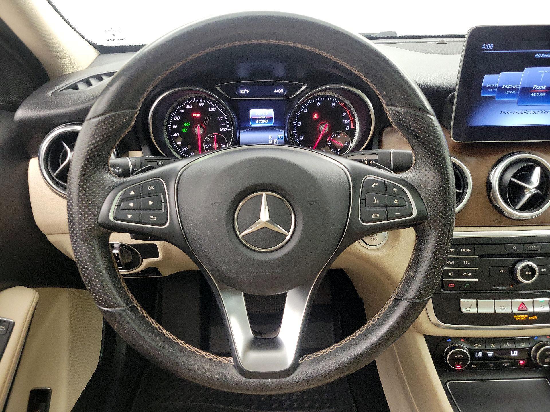 Thumbnail: 2020 Mercedes-Benz GLA - 10