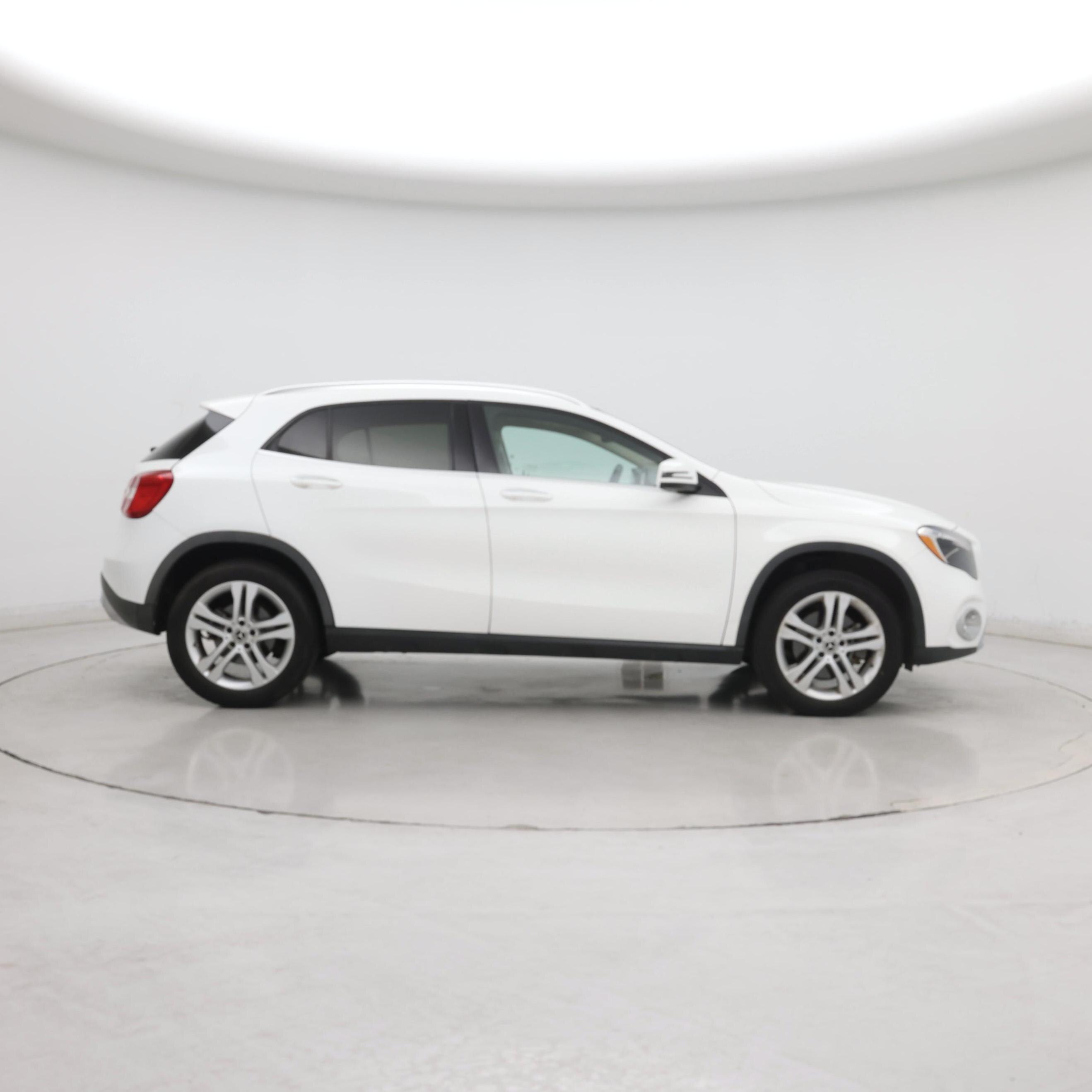 Thumbnail: 2020 Mercedes-Benz GLA - 7