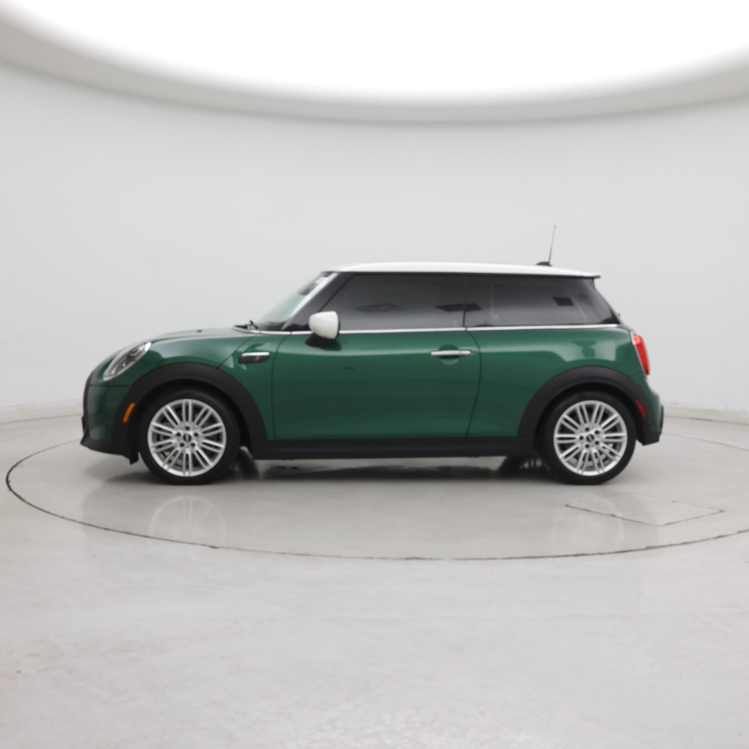 Thumbnail: 2024 MINI Cooper Hardtop - 3