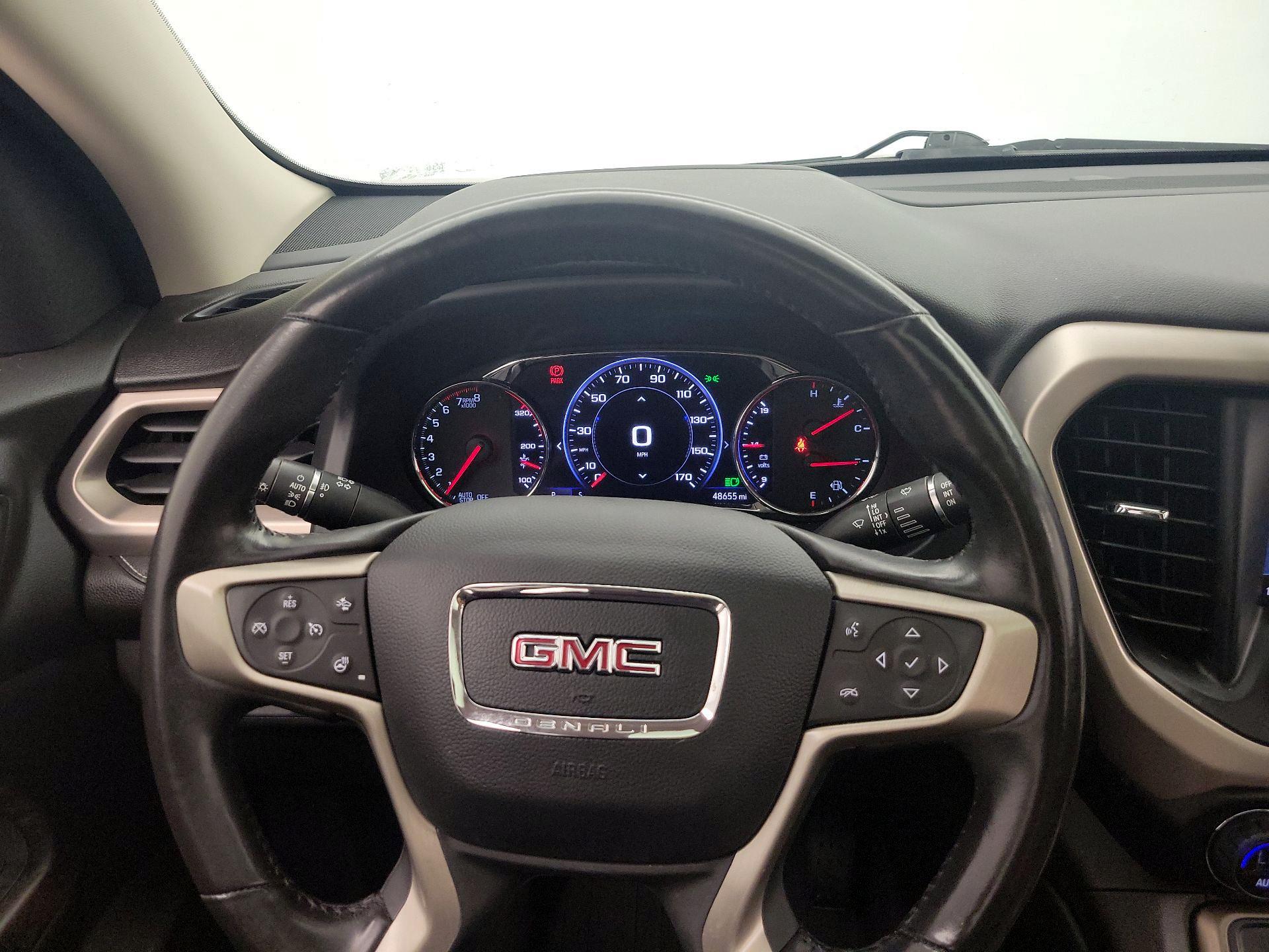 Thumbnail: 2022 GMC Acadia - 10