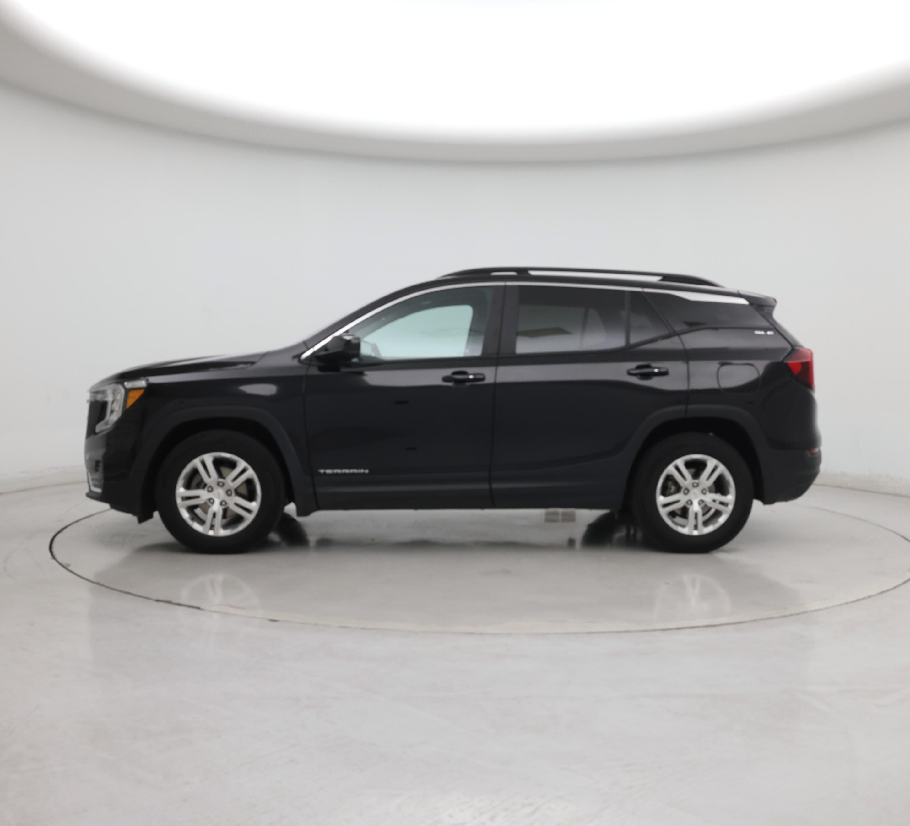 Thumbnail: 2022 GMC Terrain - 3