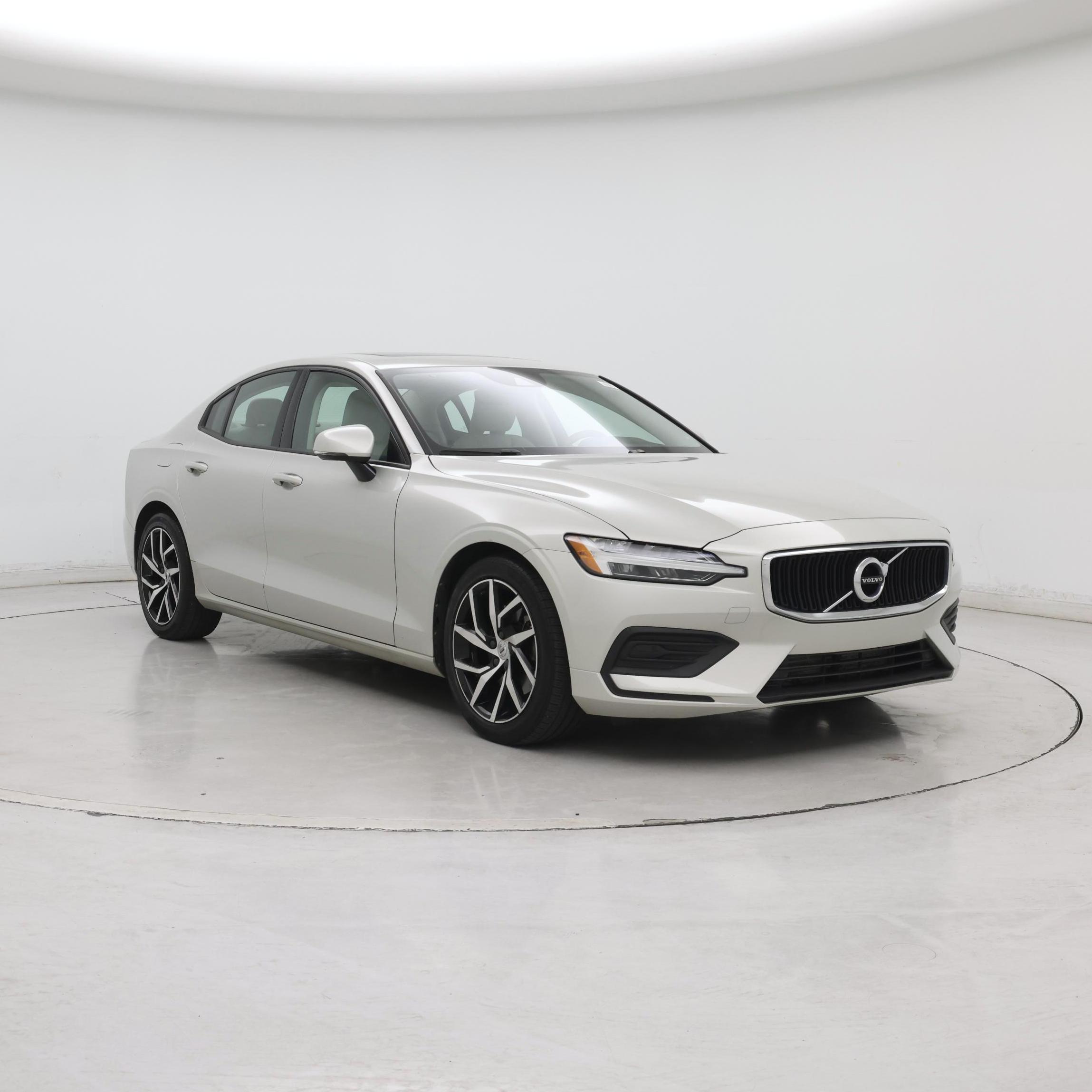  2020 Volvo S60 T5 Momentum FWD   