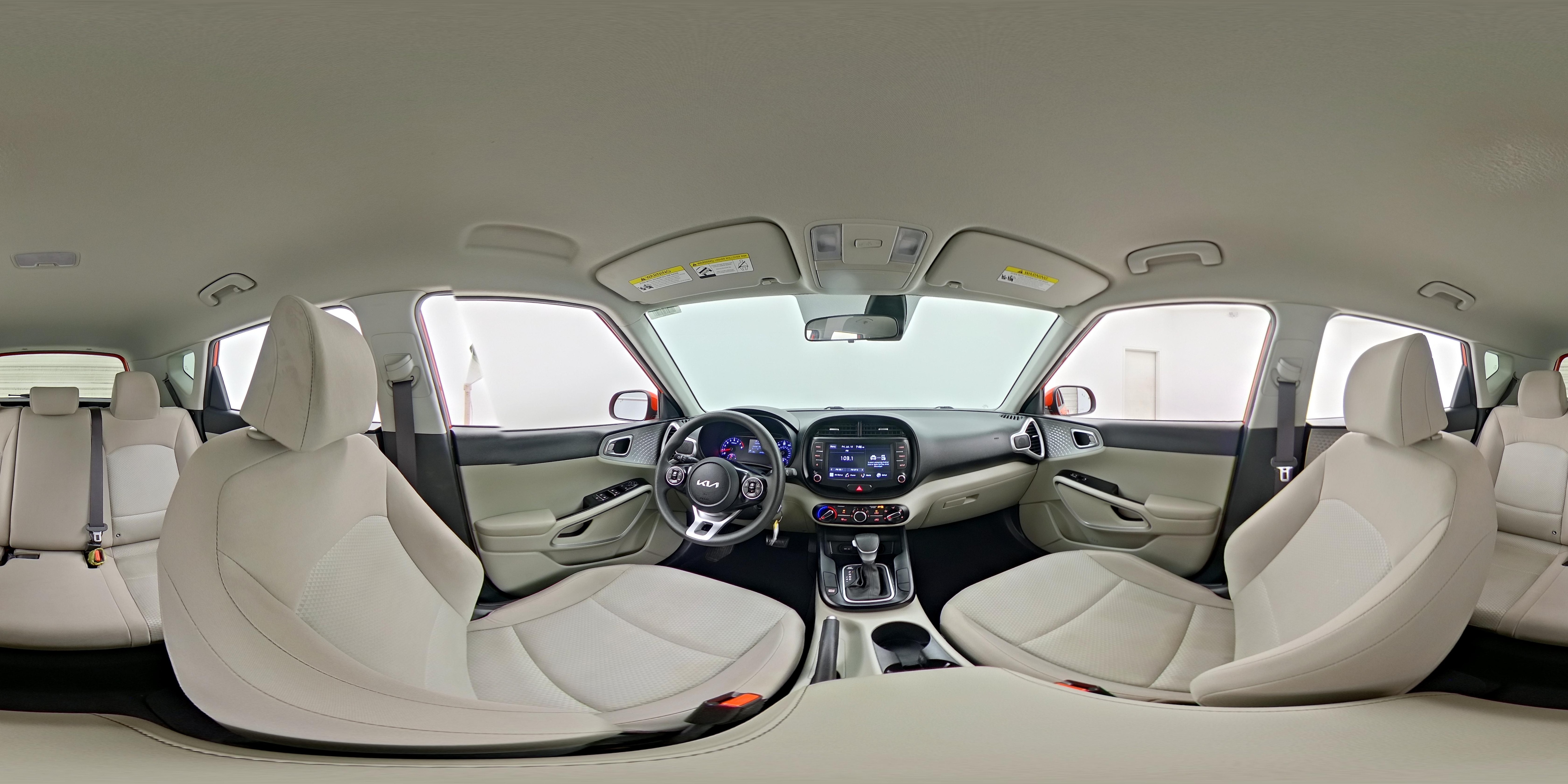 2022 Kia Soul LX - Photo 24