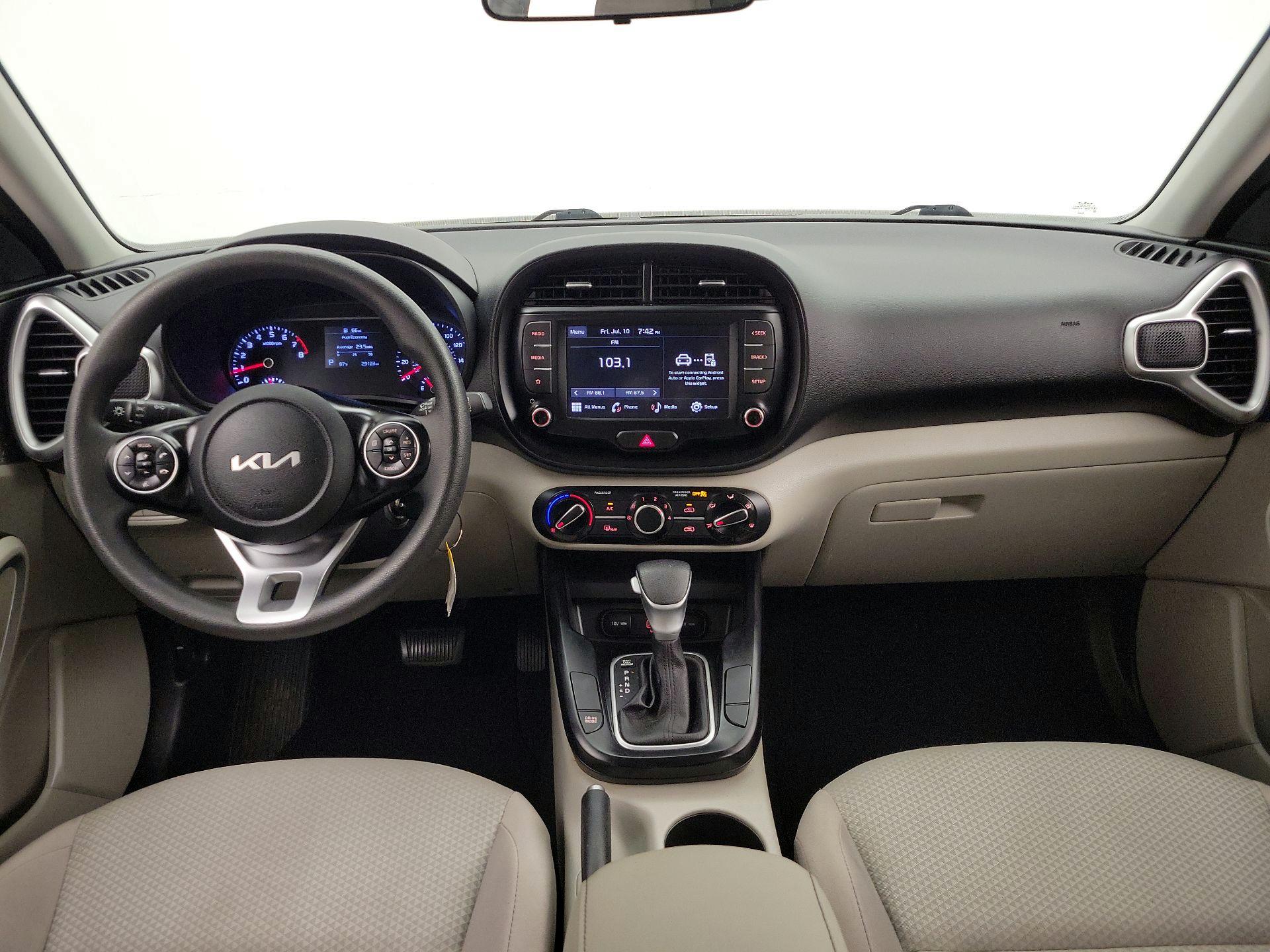 Thumbnail: 2022 Kia Soul - 9