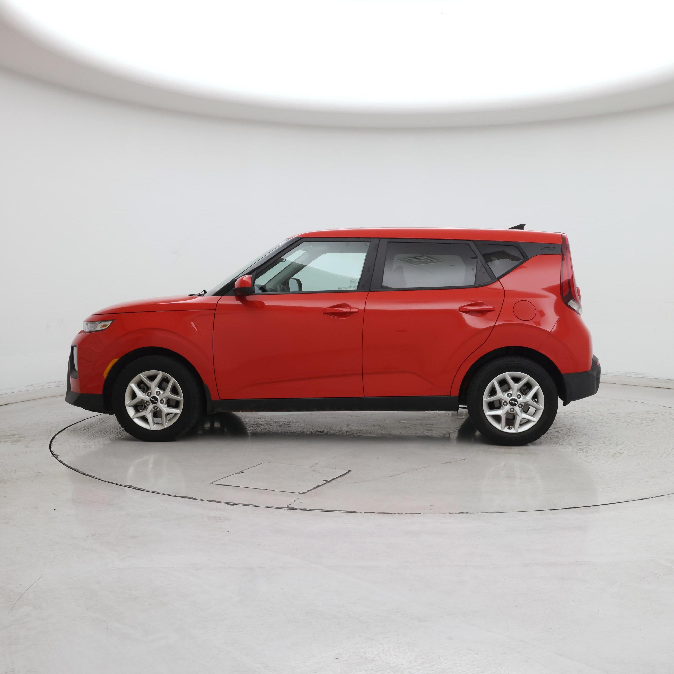 Thumbnail: 2022 Kia Soul - 3