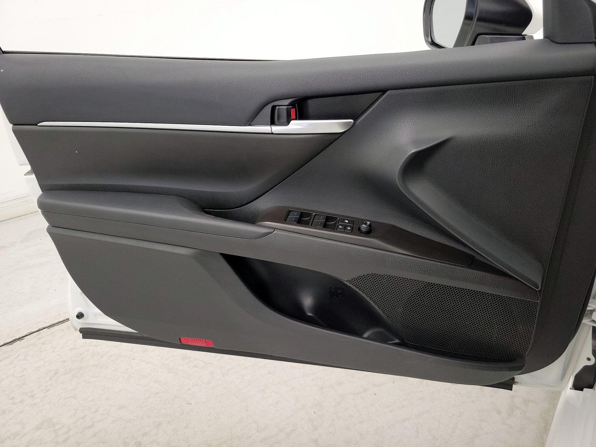 Thumbnail: 2024 Toyota Camry - 12