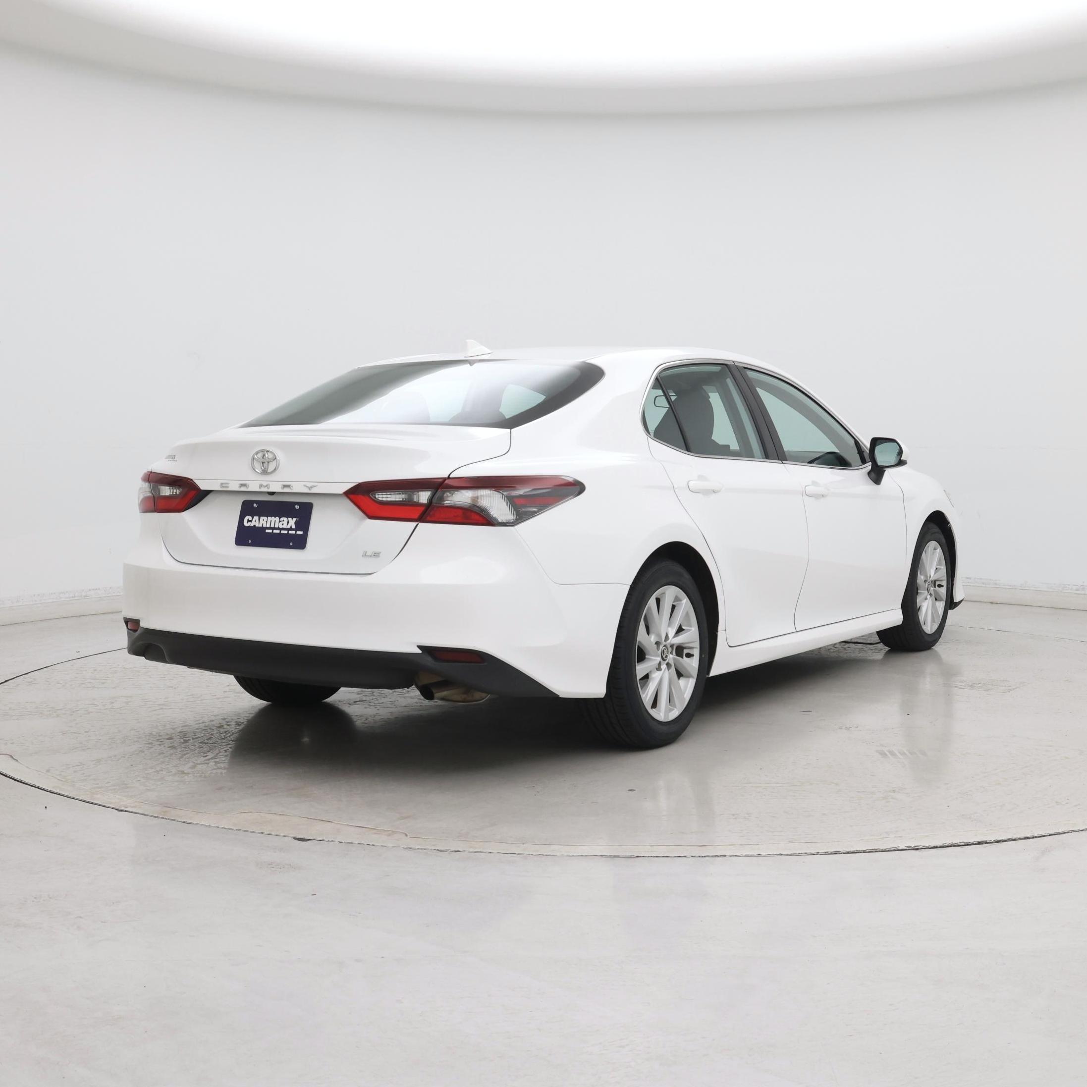 Thumbnail: 2024 Toyota Camry - 8