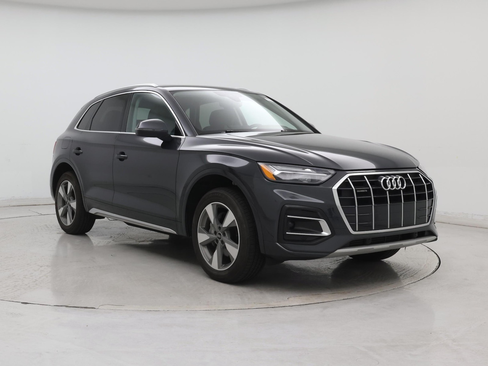 2023 Audi Q5 Premium - Photo 2